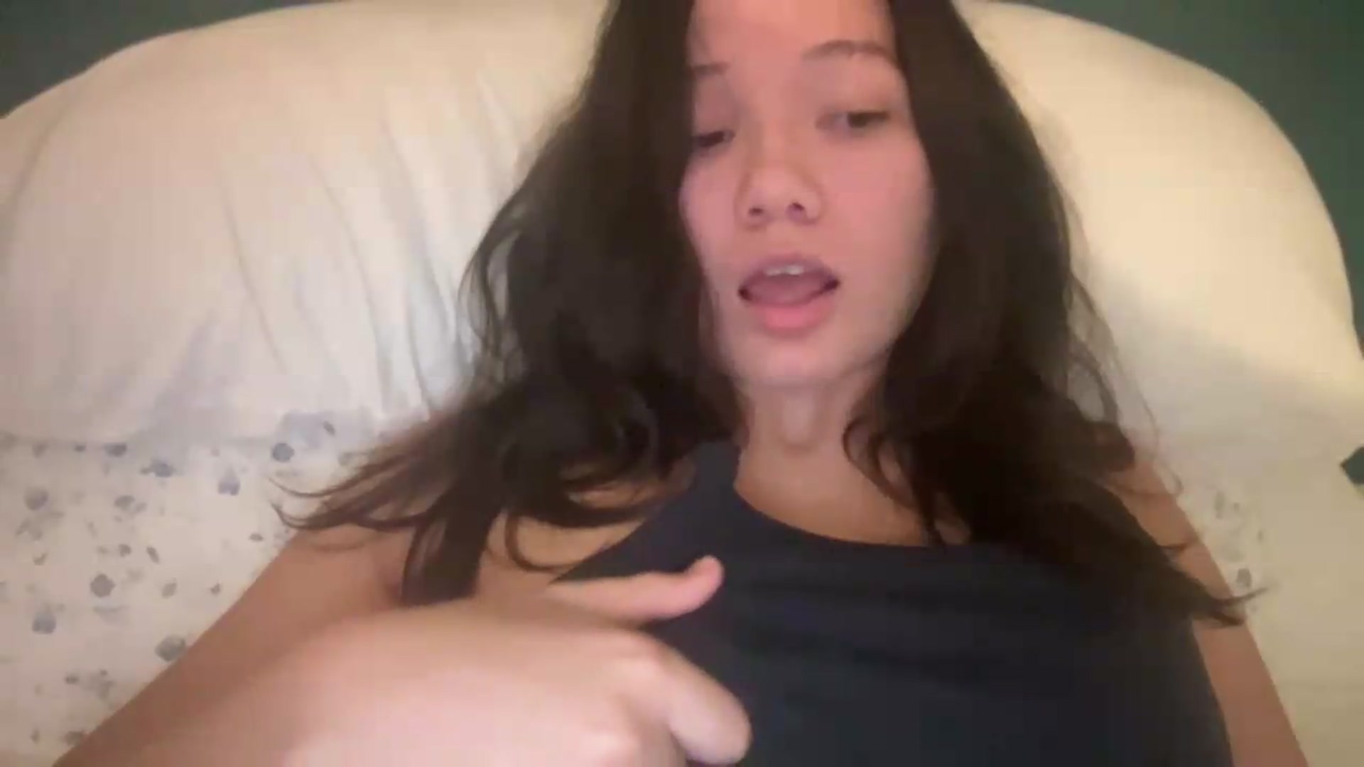 Gallery image thumbnail from sprinkles's myfreecams stream on, 08/08/2026, 07:26 image 13 of 20