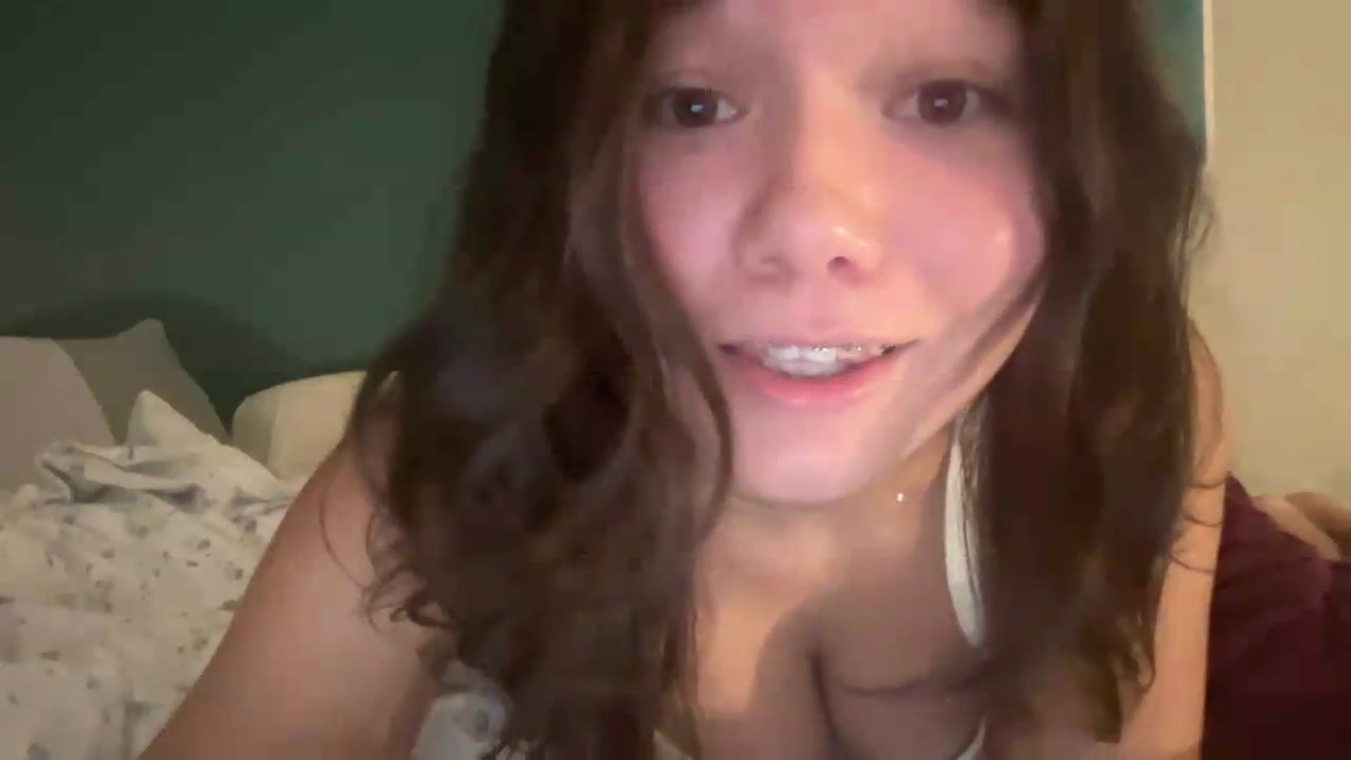 Gallery image thumbnail from sprinkles's myfreecams stream on, 08/10/2026, 05:40 image 19 of 20