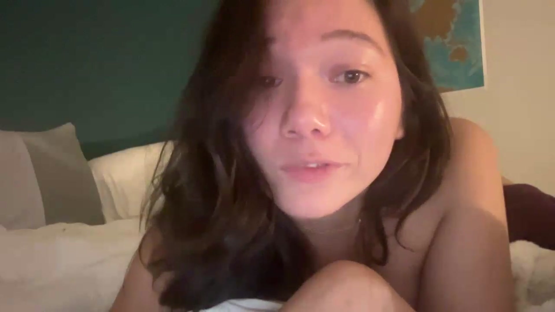 Gallery image thumbnail from sprinkles's myfreecams stream on, 08/10/2026, 09:14 image 15 of 20