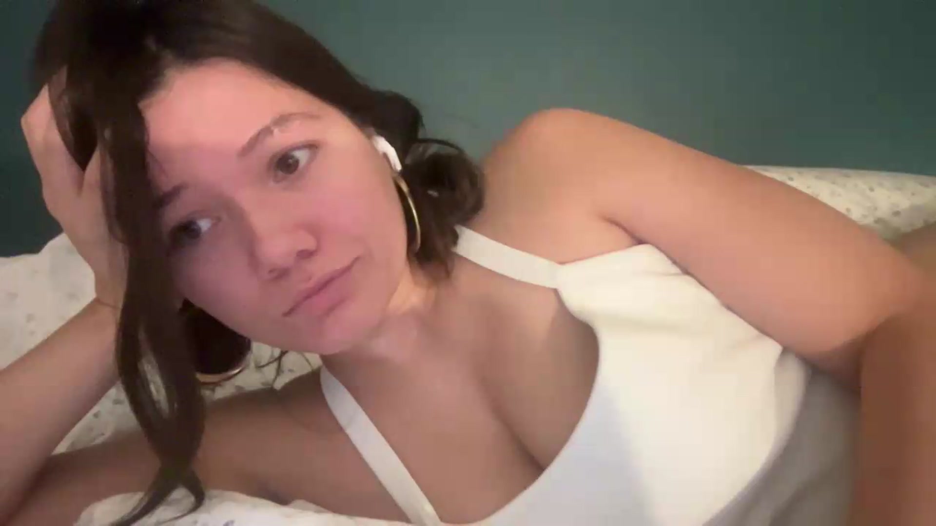 Gallery image thumbnail from sprinkles's myfreecams stream on, 08/16/2026, 06:24 image 15 of 20