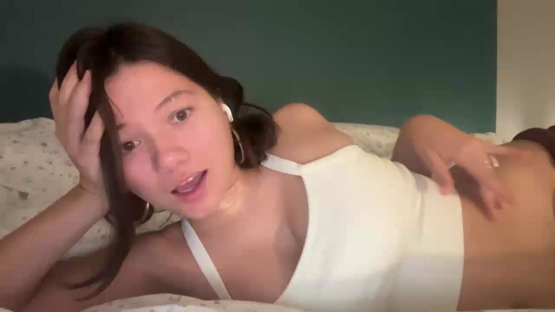 Gallery image thumbnail from sprinkles's myfreecams stream on, 08/16/2026, 06:24 image 8 of 20