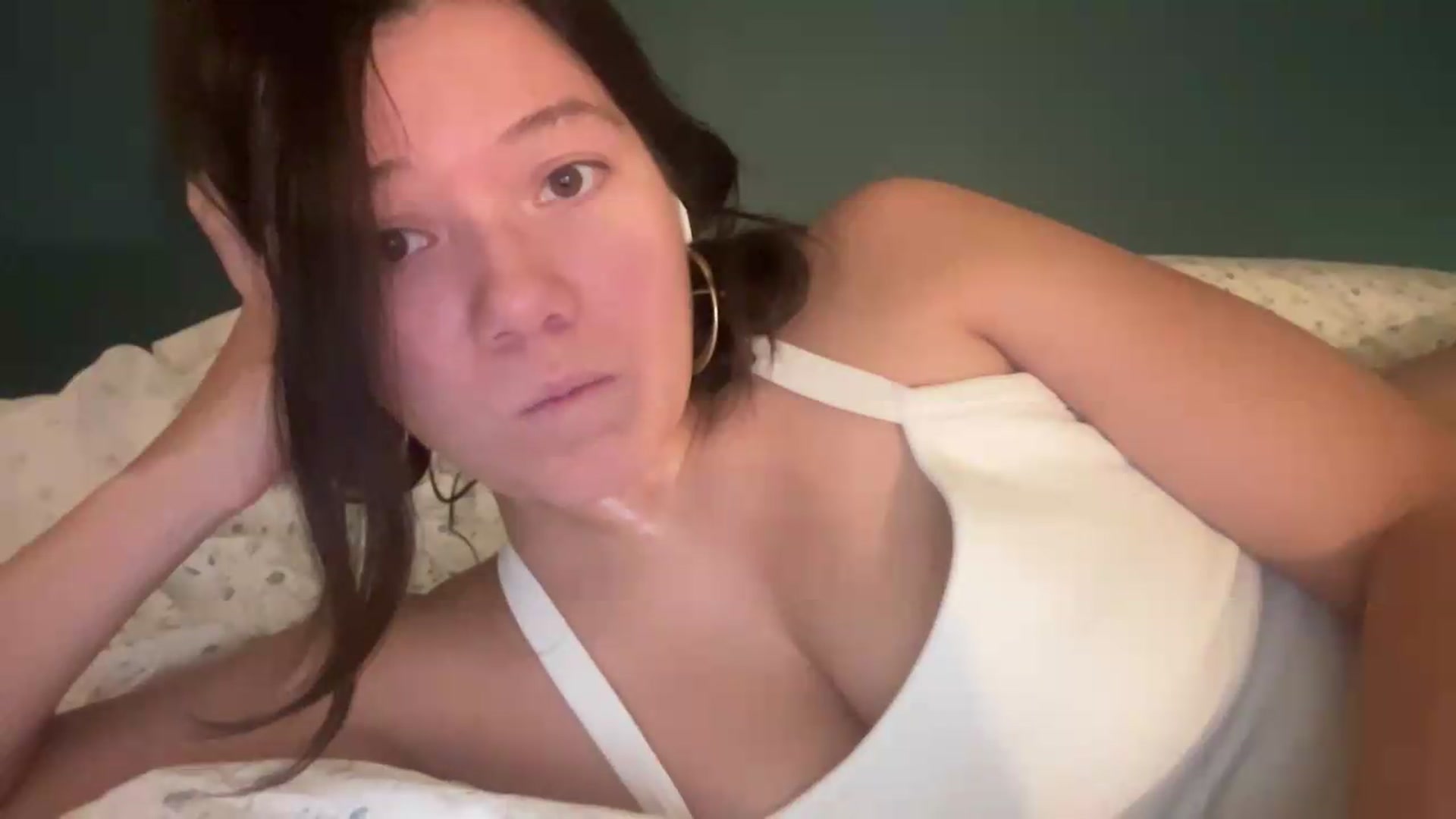 Gallery image thumbnail from sprinkles's myfreecams stream on, 08/16/2026, 06:24 image 17 of 20