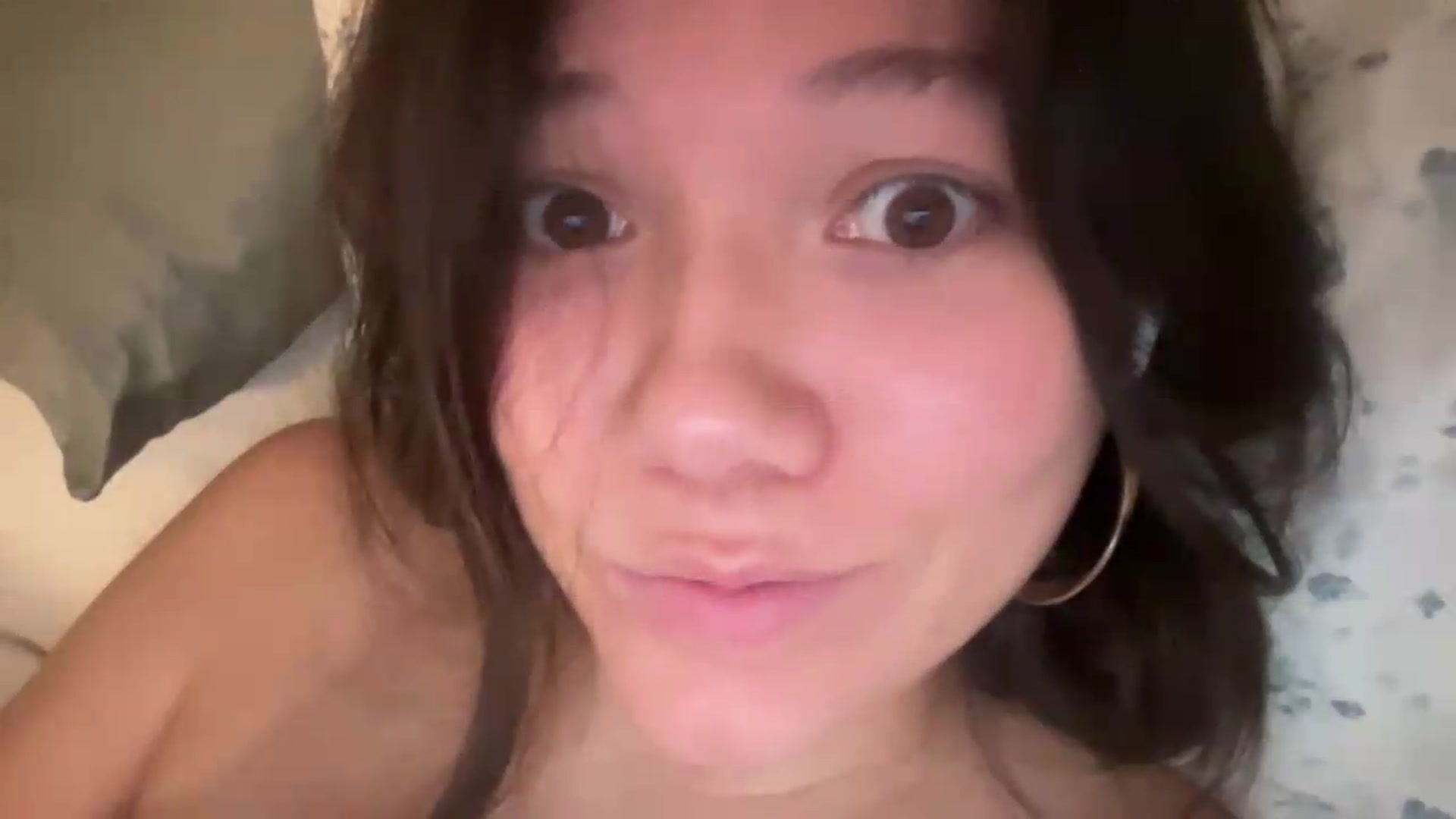 Gallery image thumbnail from sprinkles's myfreecams stream on, 08/16/2026, 07:11 image 16 of 20