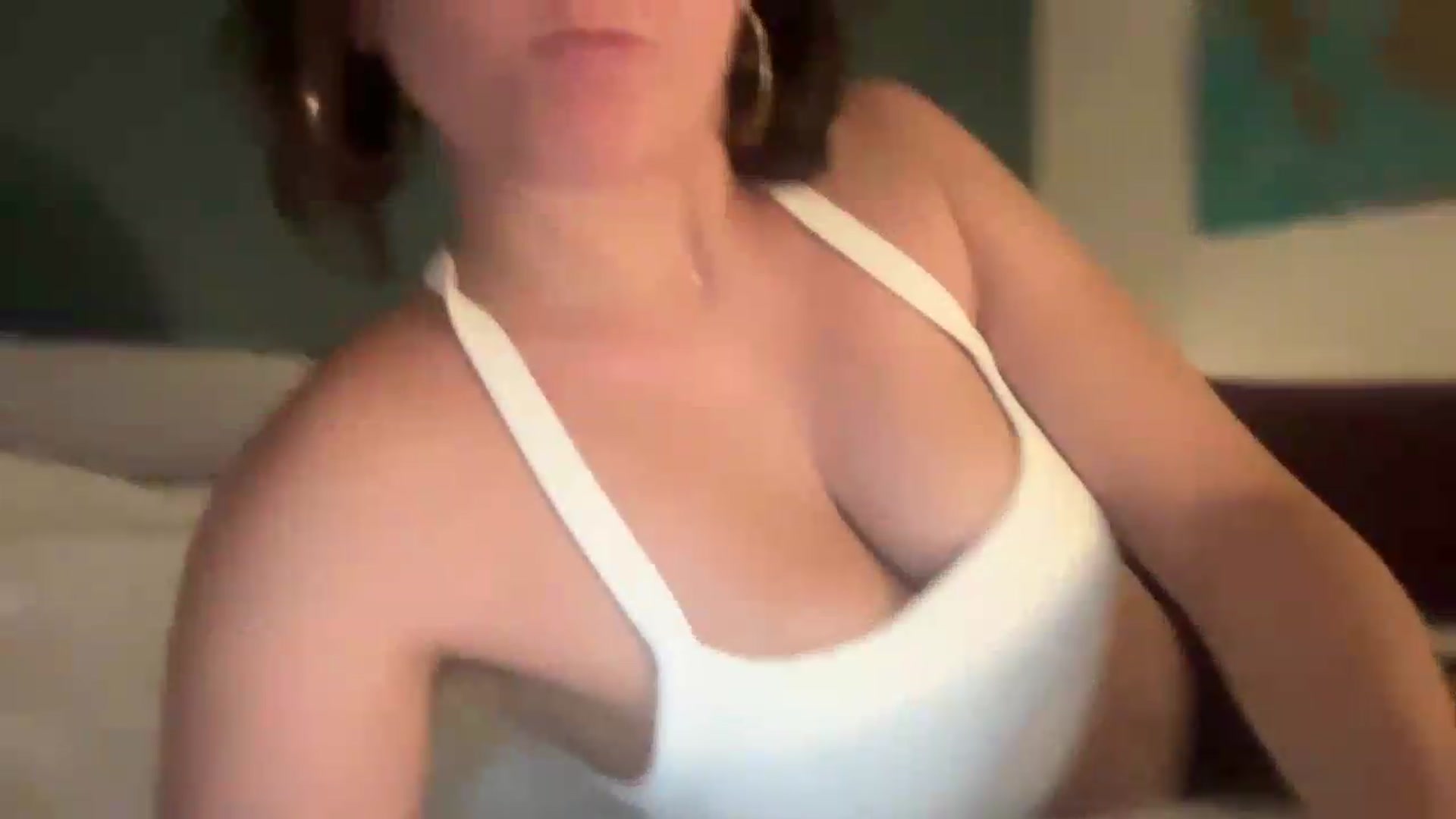 Gallery image thumbnail from sprinkles's myfreecams stream on, 08/17/2026, 06:03 image 12 of 20