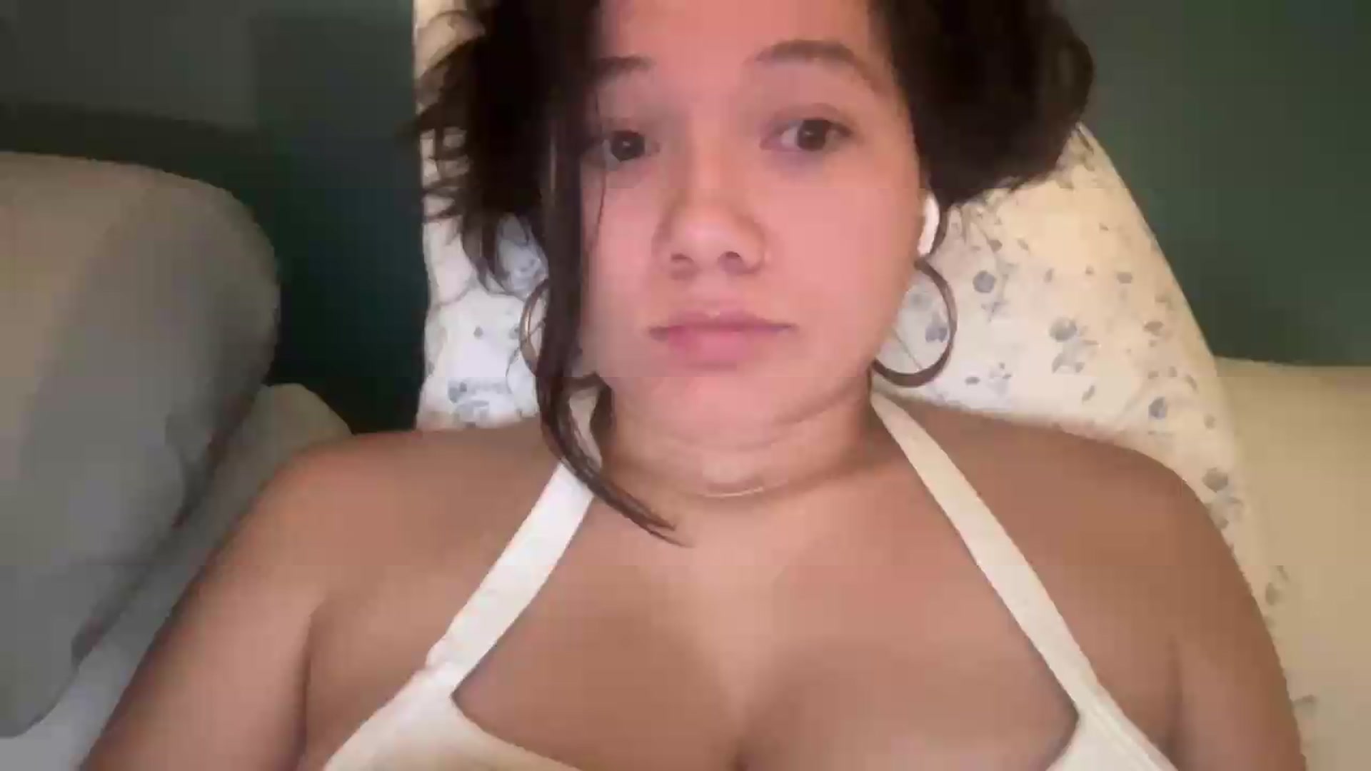 Gallery image thumbnail from sprinkles's myfreecams stream on, 08/17/2026, 08:43 image 16 of 20