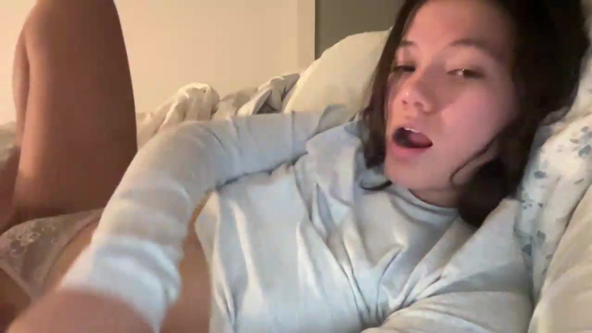 Gallery image thumbnail from sprinkles's myfreecams stream on, 08/25/2026, 04:58 image 7 of 20