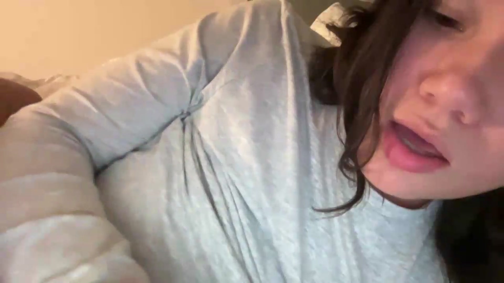 Gallery image thumbnail from sprinkles's myfreecams stream on, 08/25/2026, 04:58 image 9 of 20