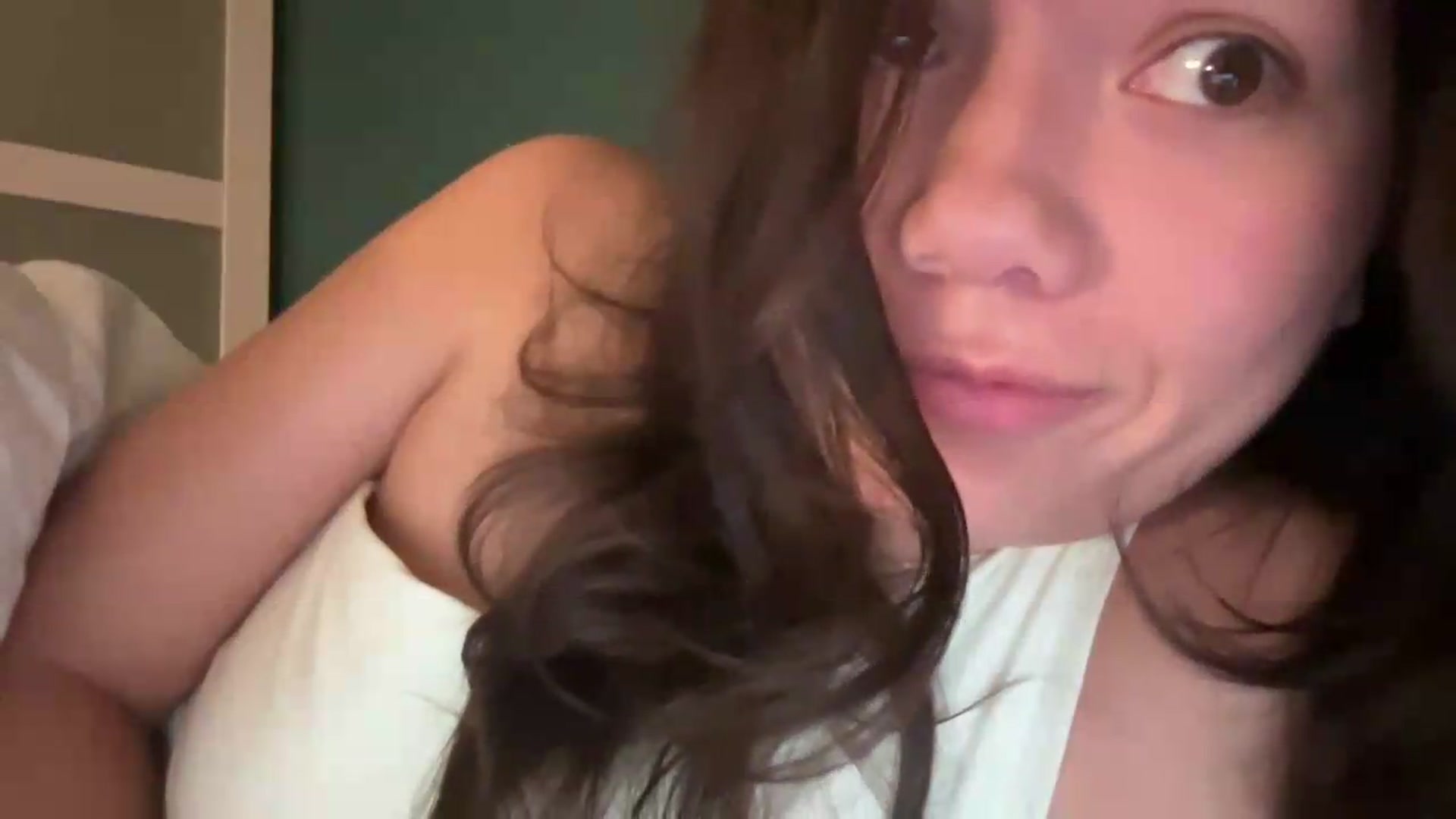 Gallery image thumbnail from sprinkles's myfreecams stream on, 09/01/2026, 19:16 image 12 of 20