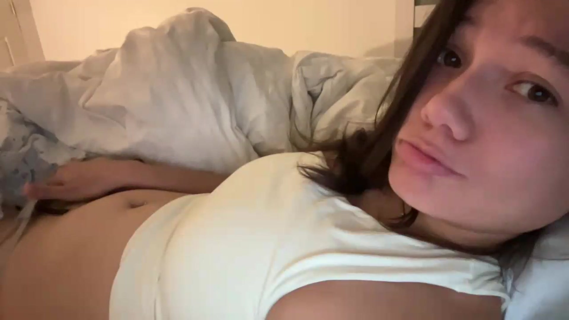 Gallery image thumbnail from sprinkles's myfreecams stream on, 09/01/2026, 21:33 image 17 of 20