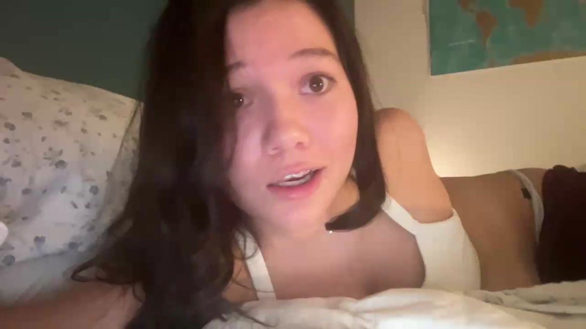 Gallery image thumbnail from sprinkles's myfreecams stream on, 09/04/2026, 07:38 image 12 of 20