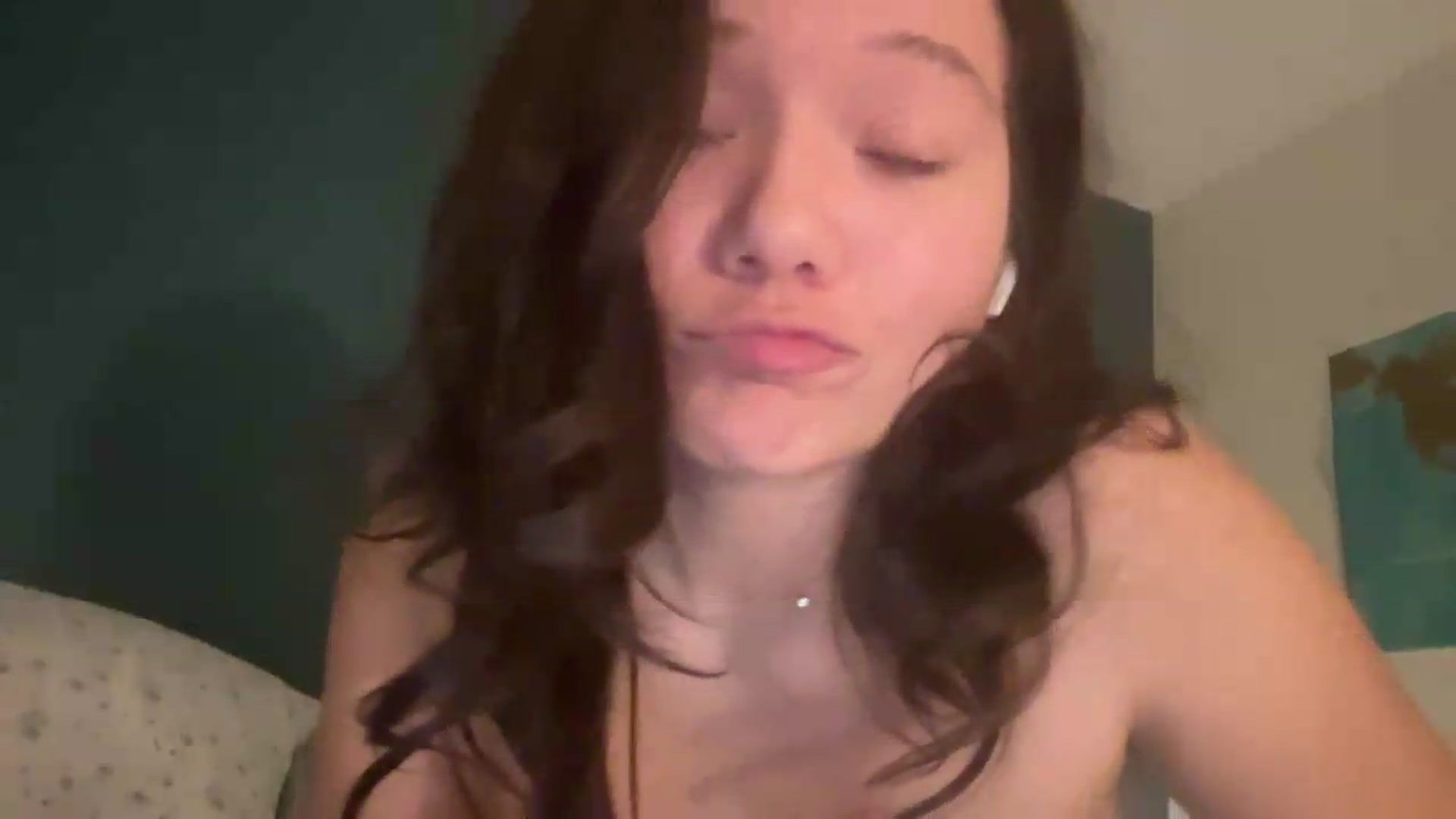 Gallery image thumbnail from sprinkles's myfreecams stream on, 09/04/2026, 07:38 image 10 of 20
