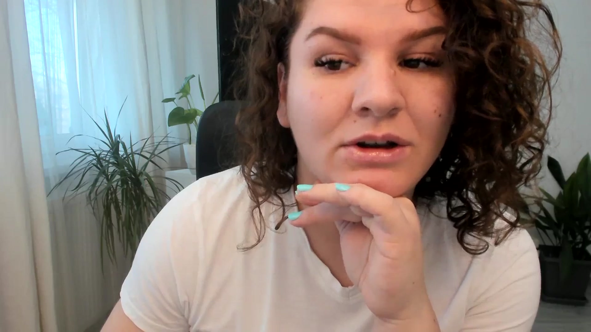 Gallery image thumbnail from ssSandra's myfreecams stream on, 02/05/2024, 13:33 image 9 of 20
