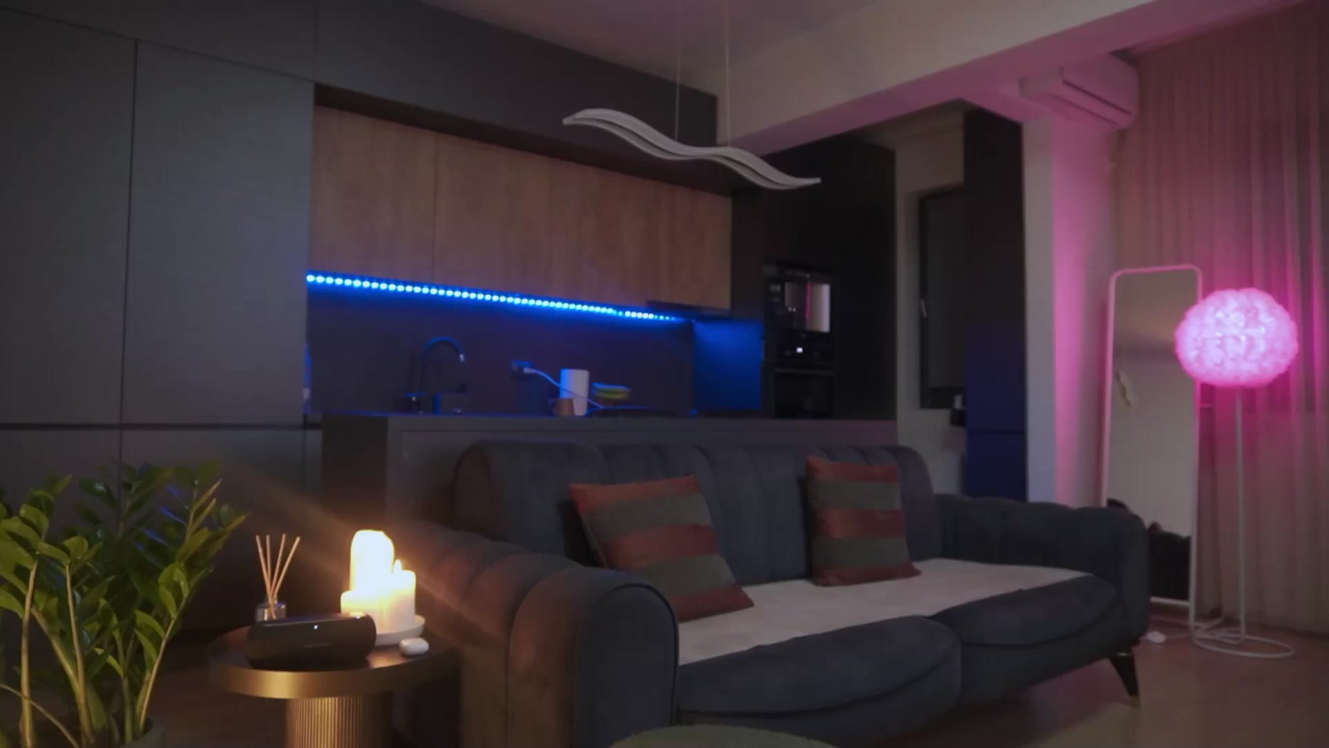 Gallery image thumbnail from ssss_ss's myfreecams stream on, 12/19/2025, 16:33 image 1 of 20