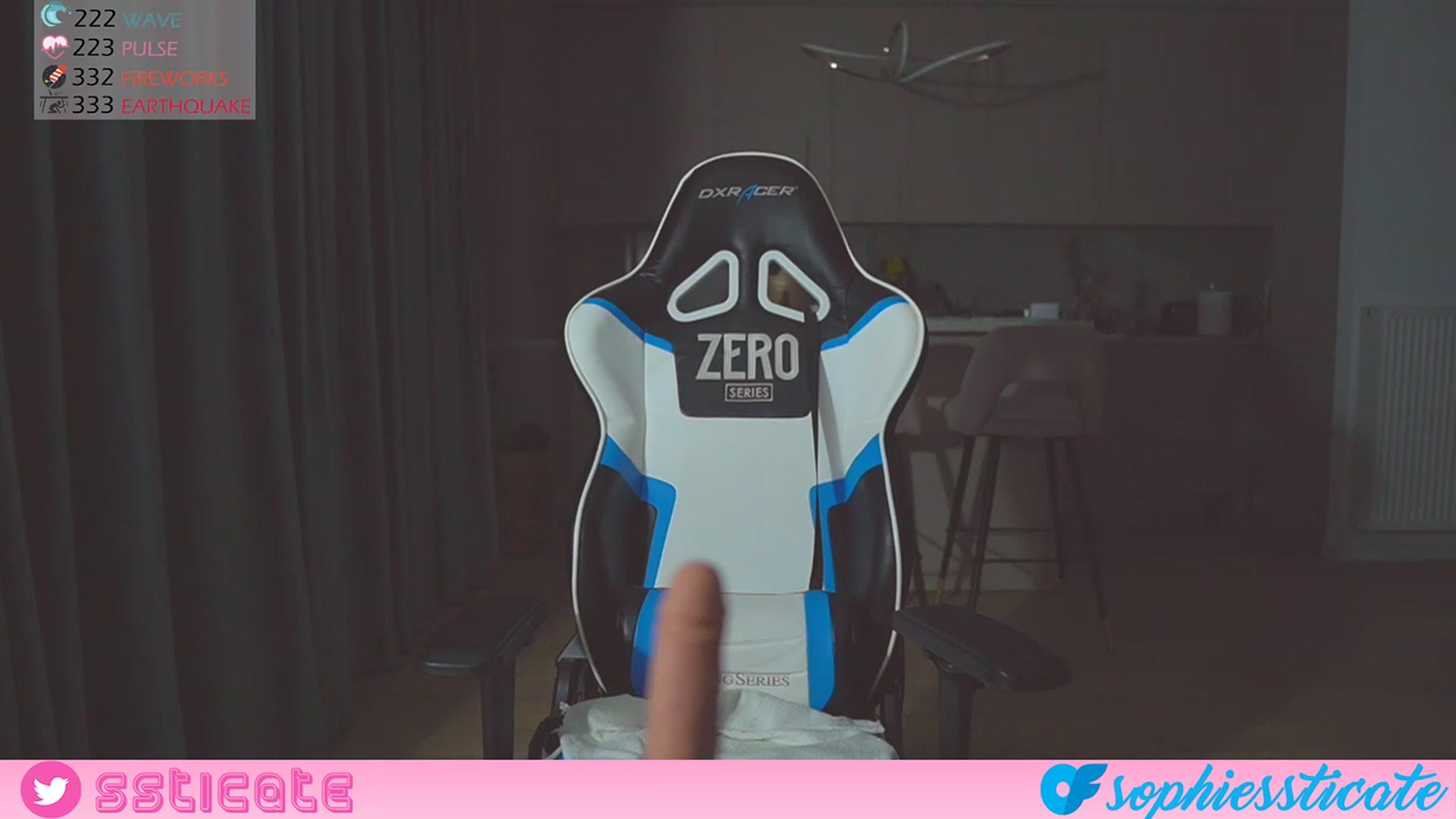 Gallery image thumbnail from ssticate's myfreecams stream on, 11/15/2022, 20:41 image 14 of 20