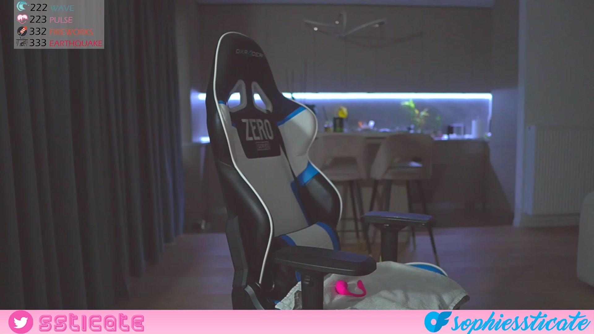 Gallery image thumbnail from ssticate's myfreecams stream on, 11/23/2022, 06:54 image 18 of 20