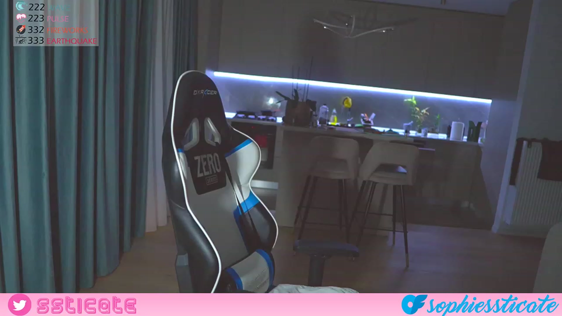 Gallery image thumbnail from ssticate's myfreecams stream on, 11/27/2022, 06:48 image 9 of 20