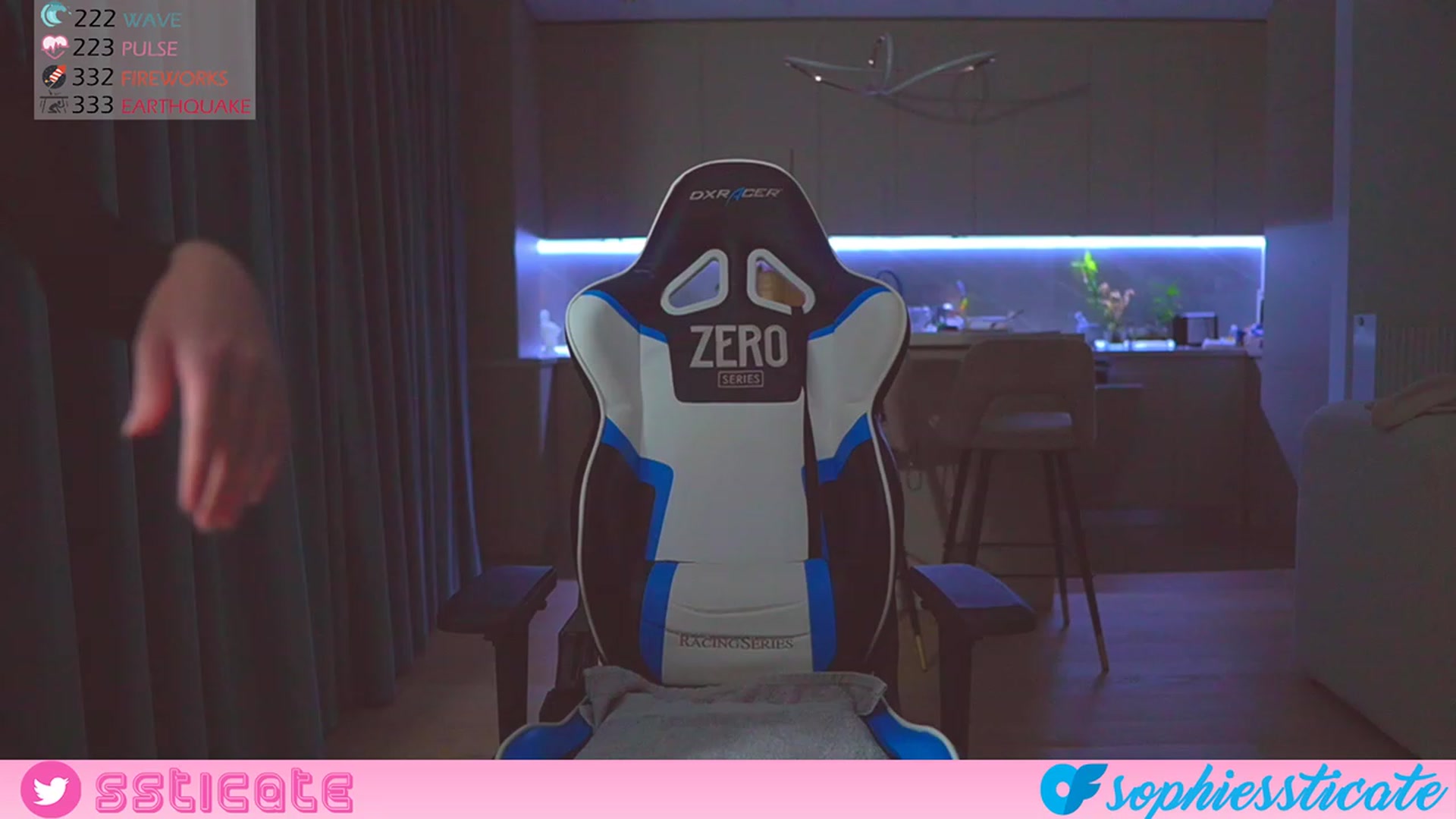 Gallery image thumbnail from ssticate's myfreecams stream on, 03/14/2023, 21:40 image 4 of 20