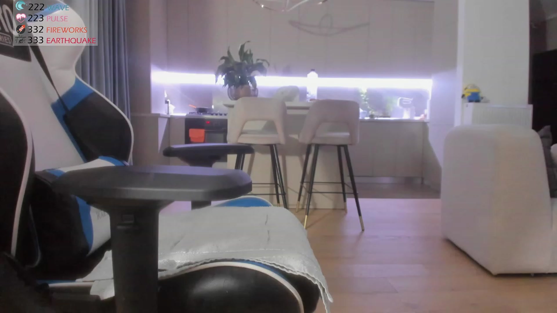 Gallery image thumbnail from ssticate's myfreecams stream on, 04/25/2023, 24:38 image 7 of 20
