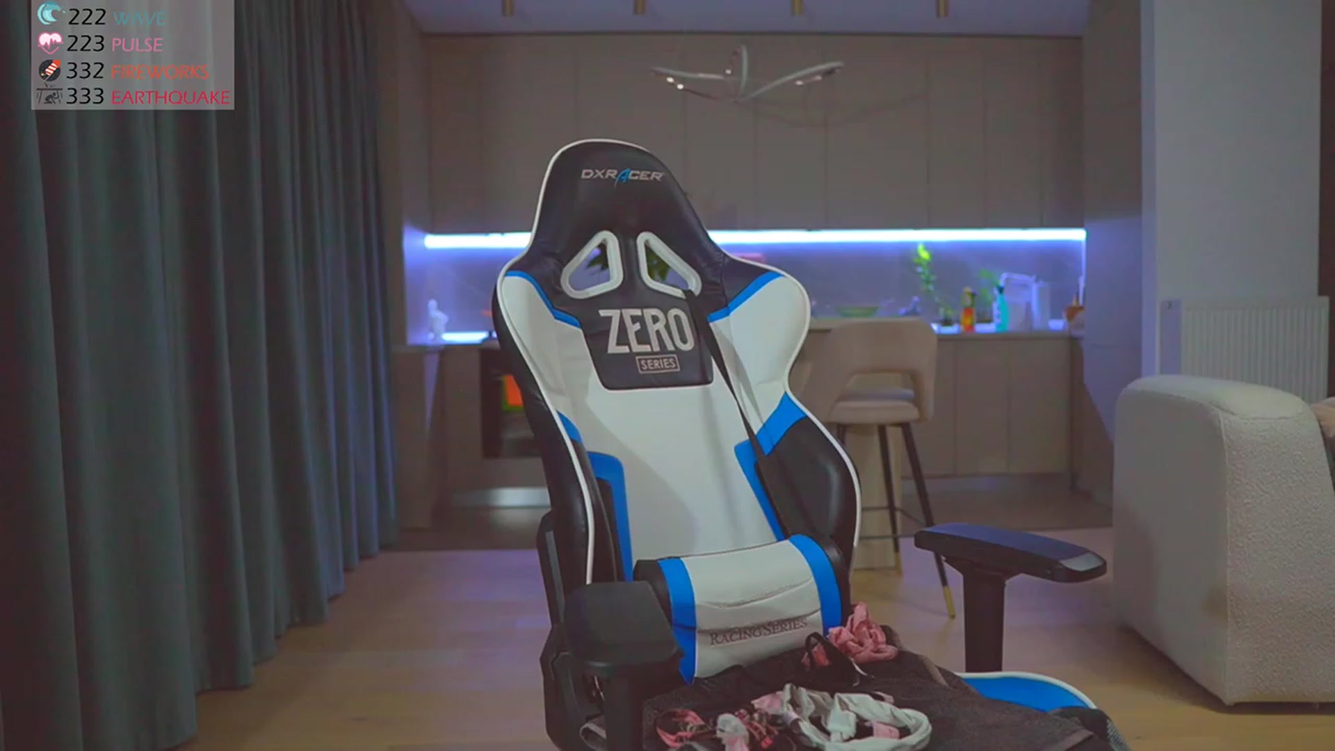 Gallery image thumbnail from ssticate's myfreecams stream on, 05/16/2023, 21:43 image 7 of 20