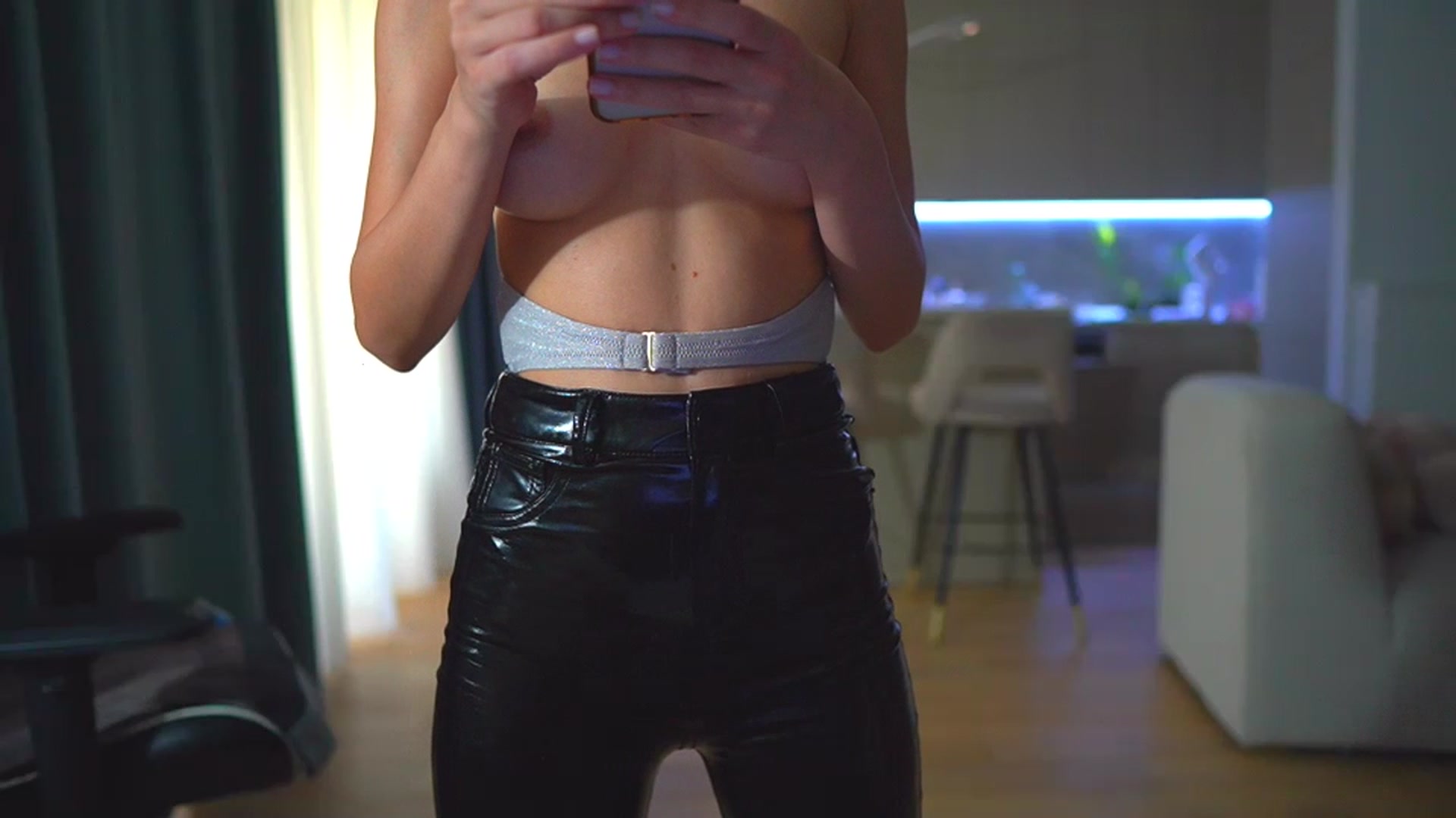 Gallery image thumbnail from ssticate's myfreecams stream on, 07/12/2023, 17:04 image 16 of 20