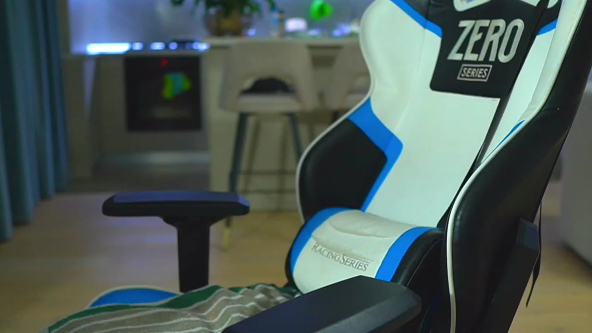 Gallery image thumbnail from ssticate's myfreecams stream on, 09/18/2023, 22:08 image 3 of 20