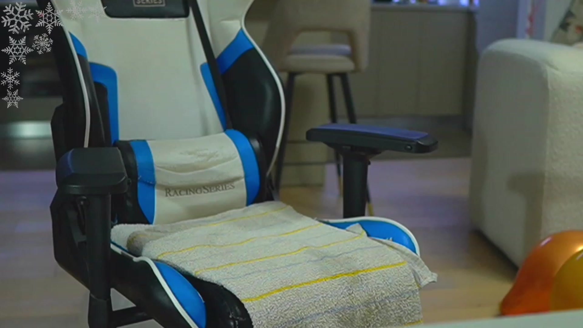 Gallery image thumbnail from ssticate's myfreecams stream on, 12/31/2023, 05:00 image 19 of 20