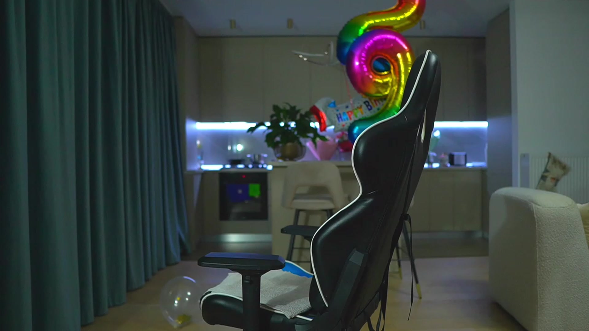 Gallery image thumbnail from ssticate's myfreecams stream on, 01/08/2024, 06:21 image 12 of 20