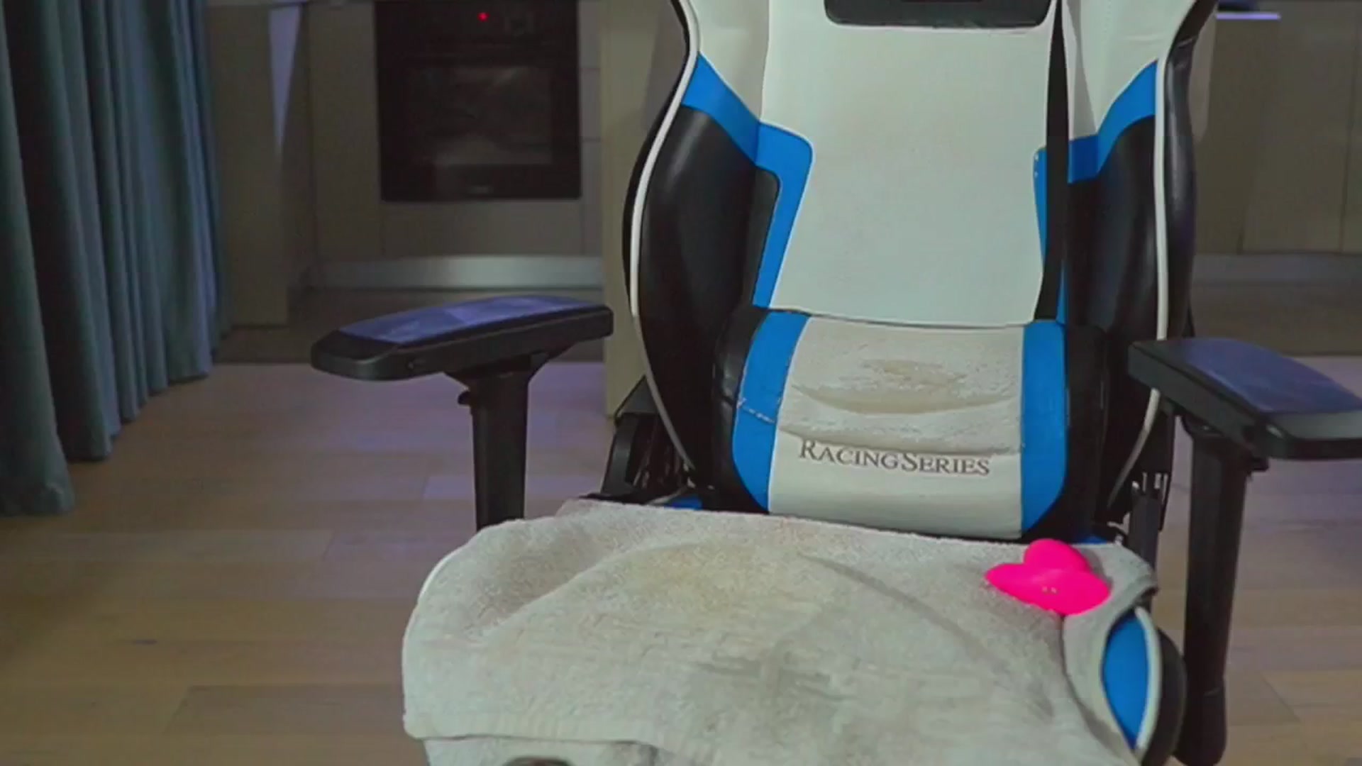 Gallery image thumbnail from ssticate's myfreecams stream on, 05/27/2024, 24:01 image 10 of 20
