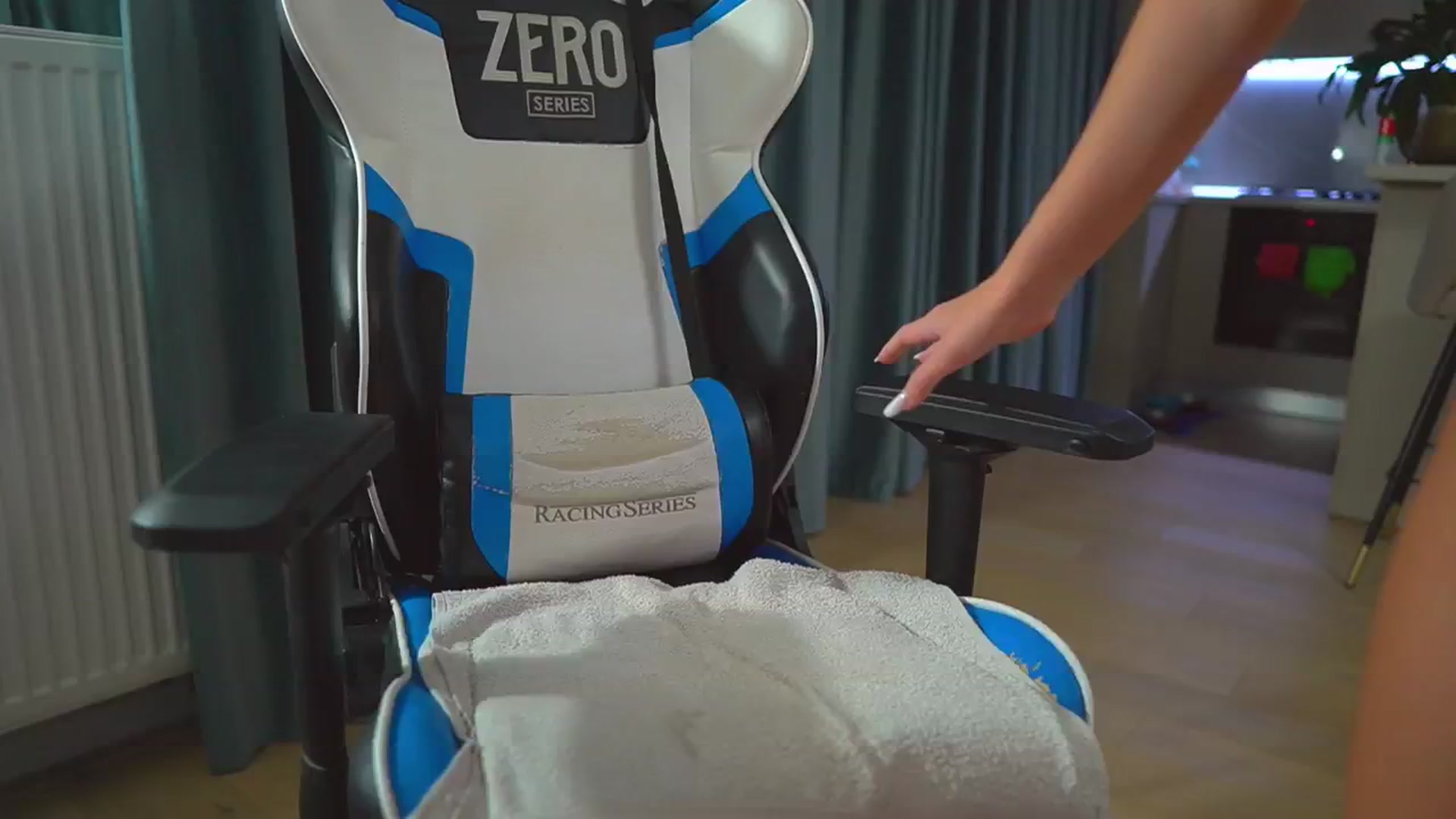 Gallery image thumbnail from ssticate's myfreecams stream on, 08/23/2024, 03:56 image 5 of 20