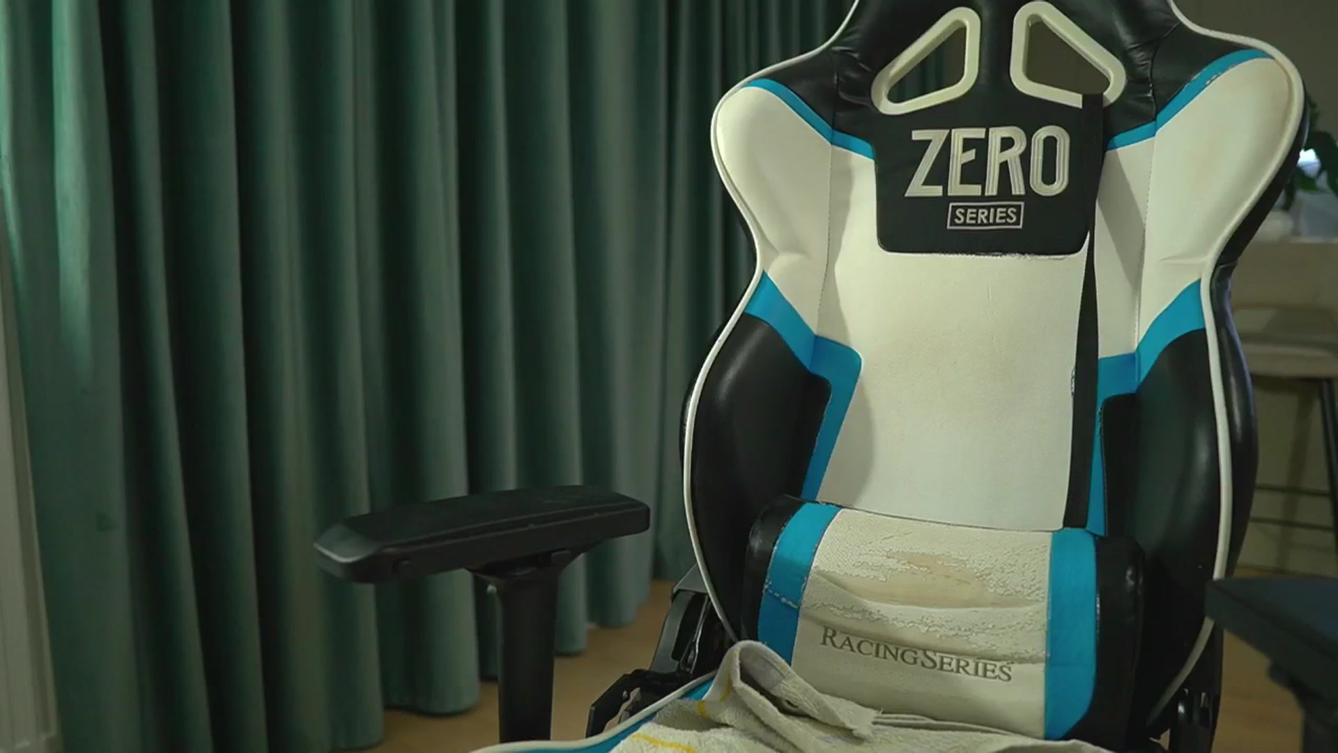 Gallery image thumbnail from ssticate's myfreecams stream on, 09/30/2024, 22:10 image 11 of 20