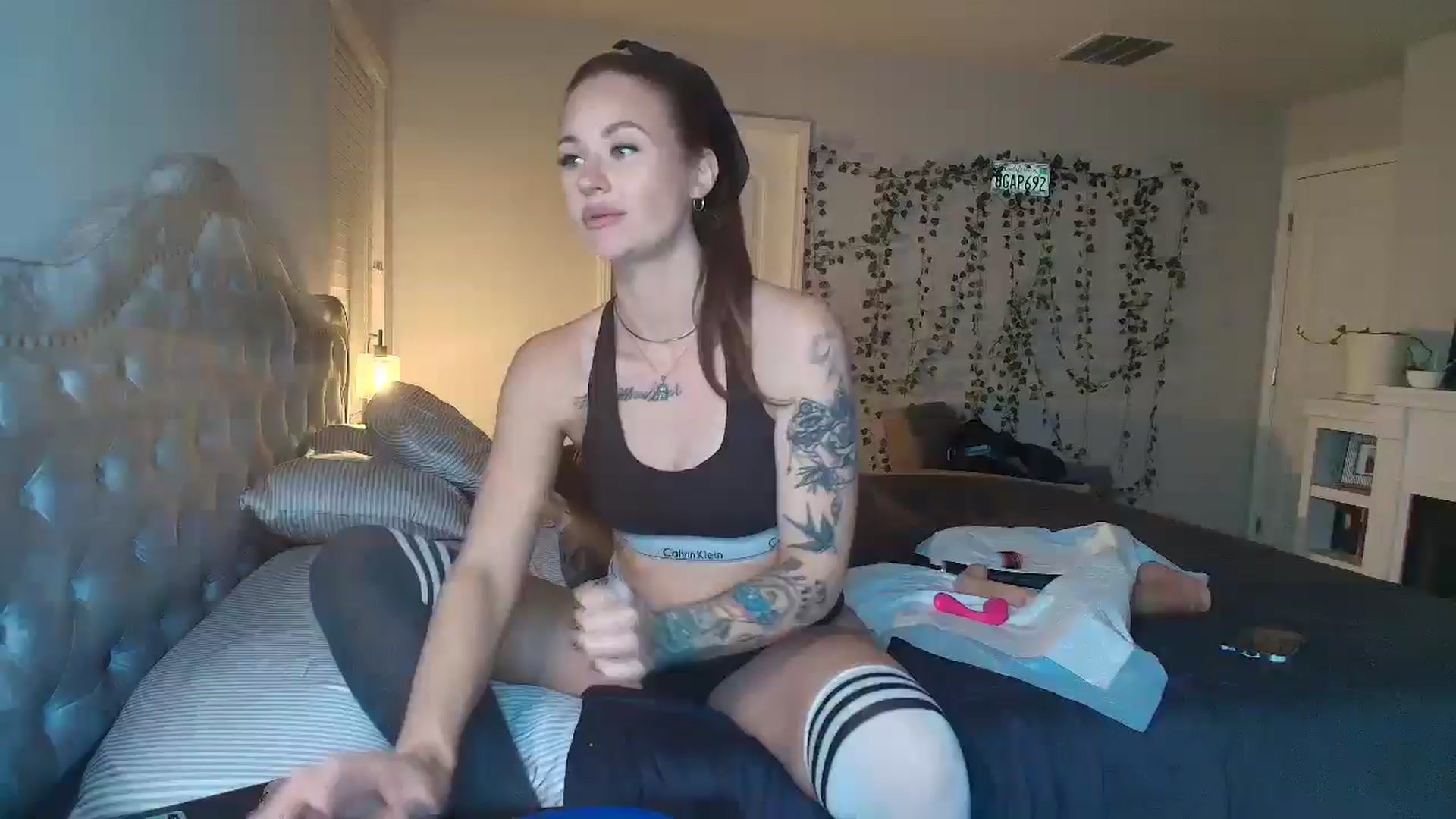 Gallery image thumbnail from stacysmommm's myfreecams stream on, 04/13/2025, 03:12 image 1 of 20
