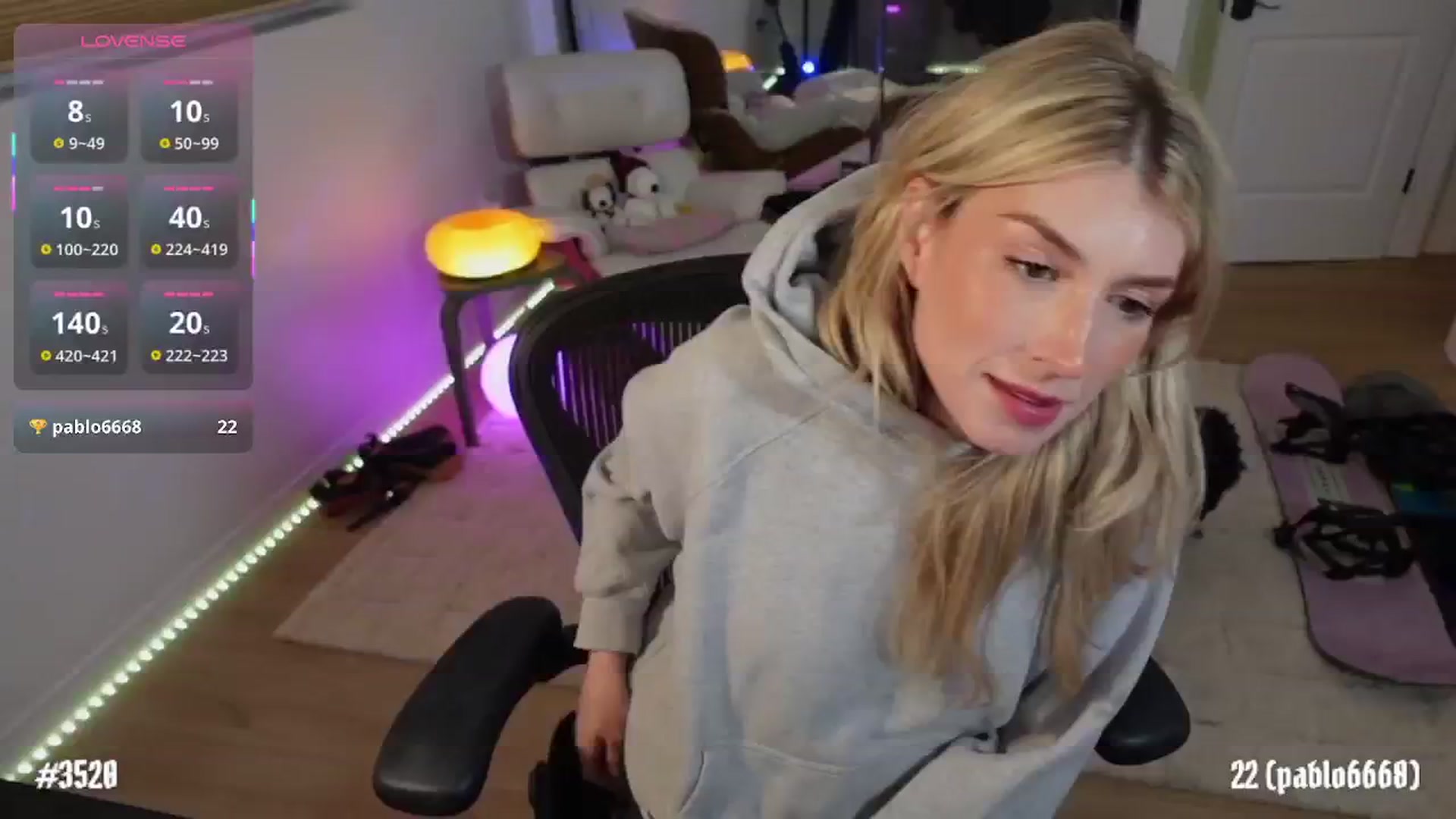 Gallery image thumbnail from stoney_bean's myfreecams stream on, 01/05/2026, 02:37 image 3 of 20