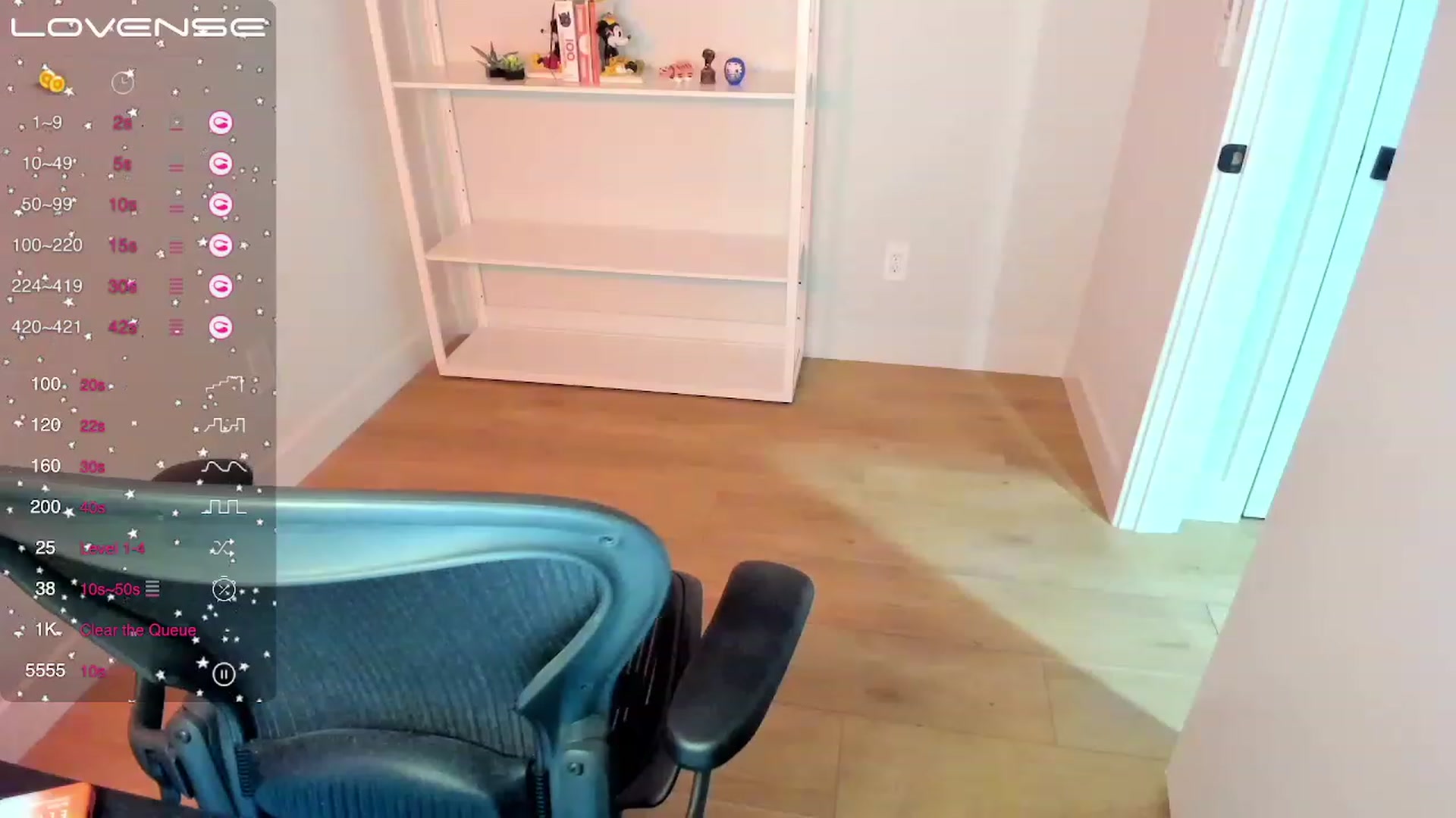 Gallery image thumbnail from stoney_fox's myfreecams stream on, 07/24/2023, 24:52 image 12 of 20
