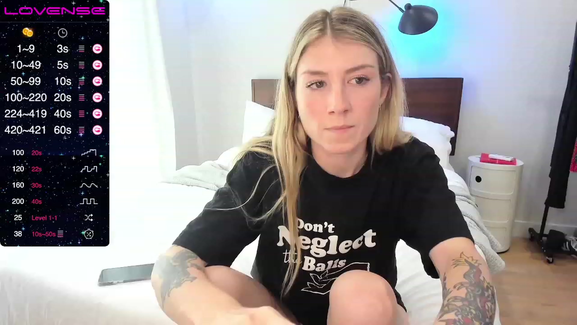 Gallery image thumbnail from stoney_fox's myfreecams stream on, 08/10/2023, 01:28 image 8 of 20