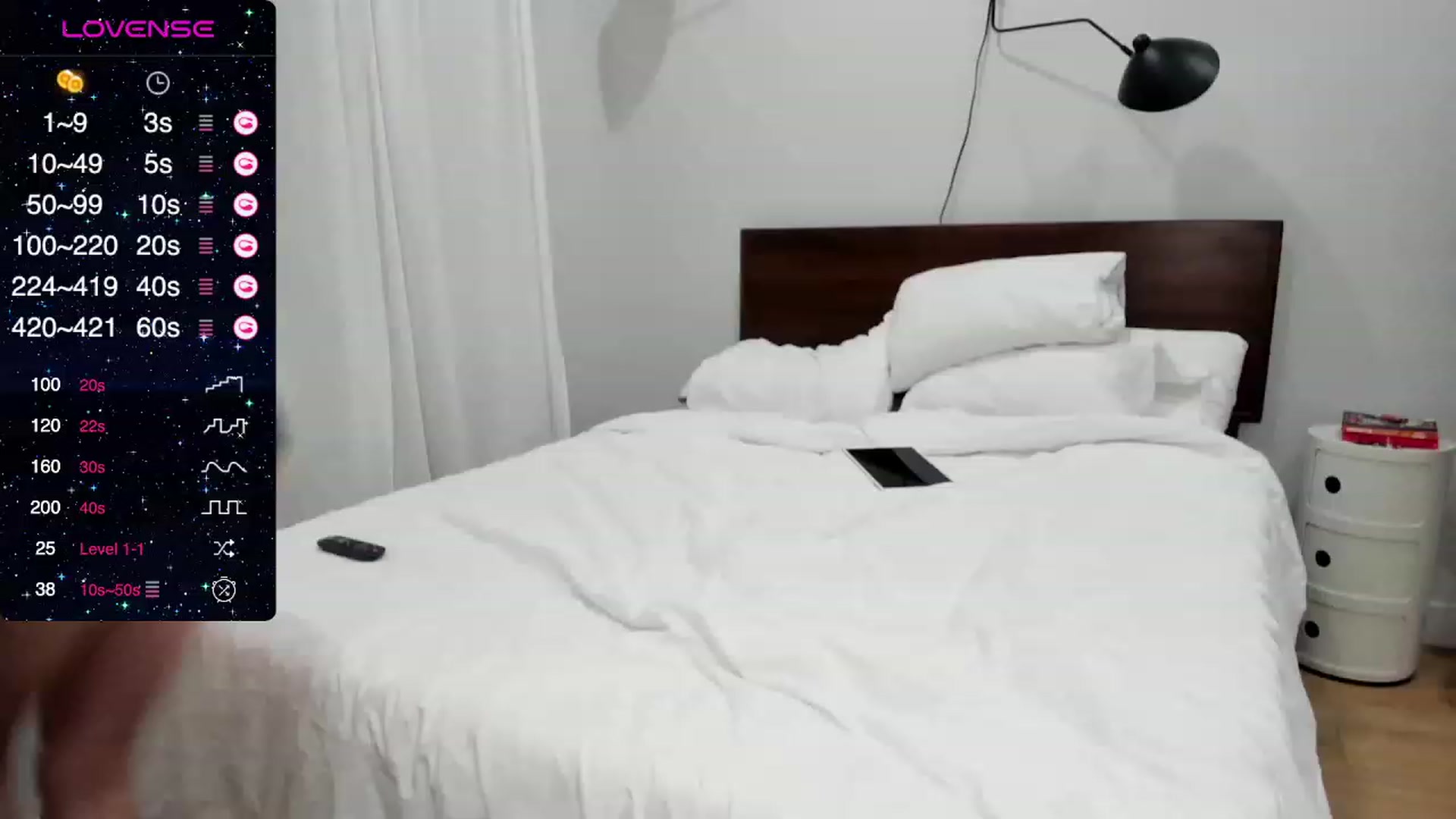 Gallery image thumbnail from stoney_fox's myfreecams stream on, 08/22/2023, 03:31 image 11 of 20