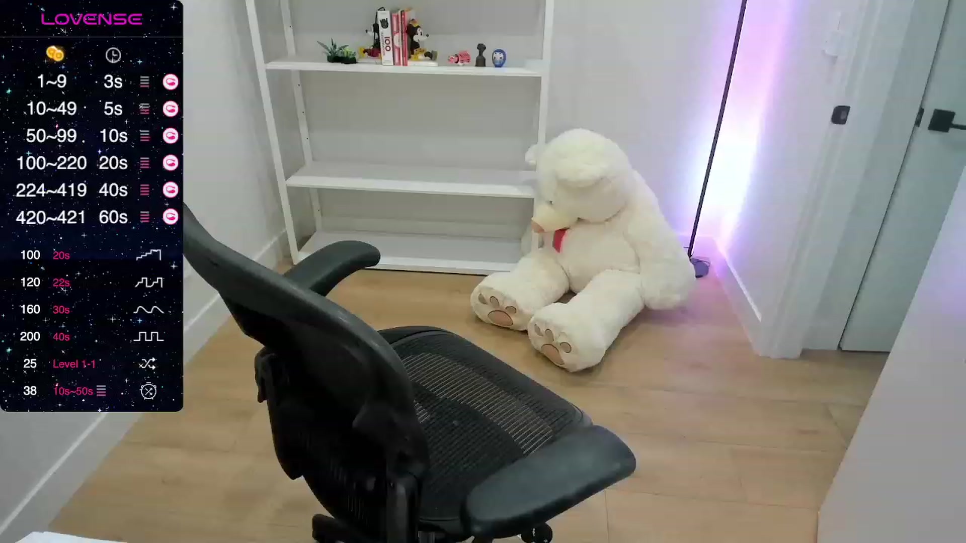 Gallery image thumbnail from stoney_fox's myfreecams stream on, 09/01/2023, 19:37 image 19 of 20