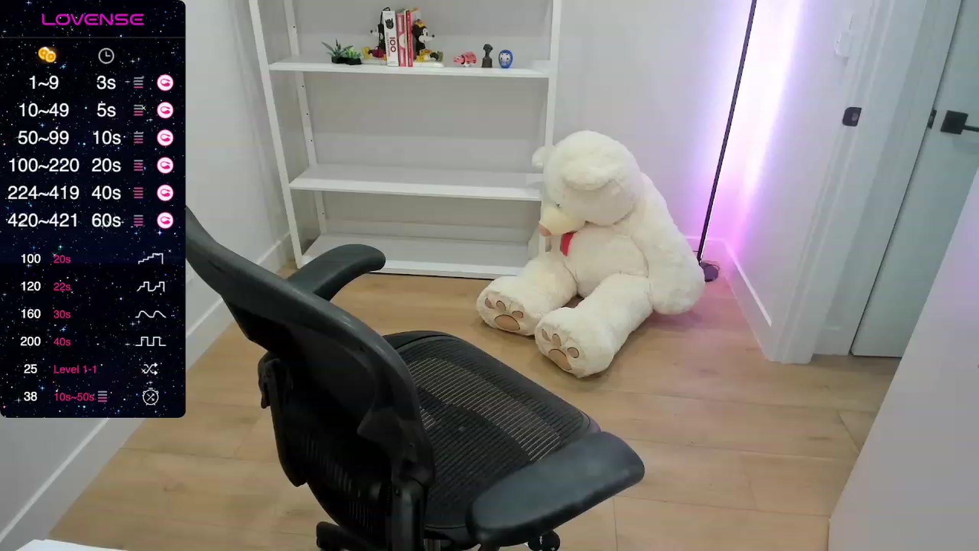 Gallery image thumbnail from stoney_fox's myfreecams stream on, 09/01/2023, 19:37 image 17 of 20