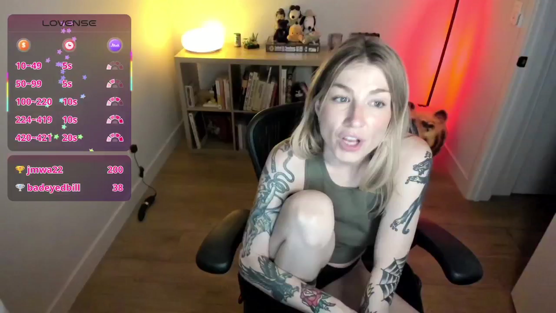 Gallery image thumbnail from stoney_fox's myfreecams stream on, 09/21/2025, 07:27 image 15 of 20