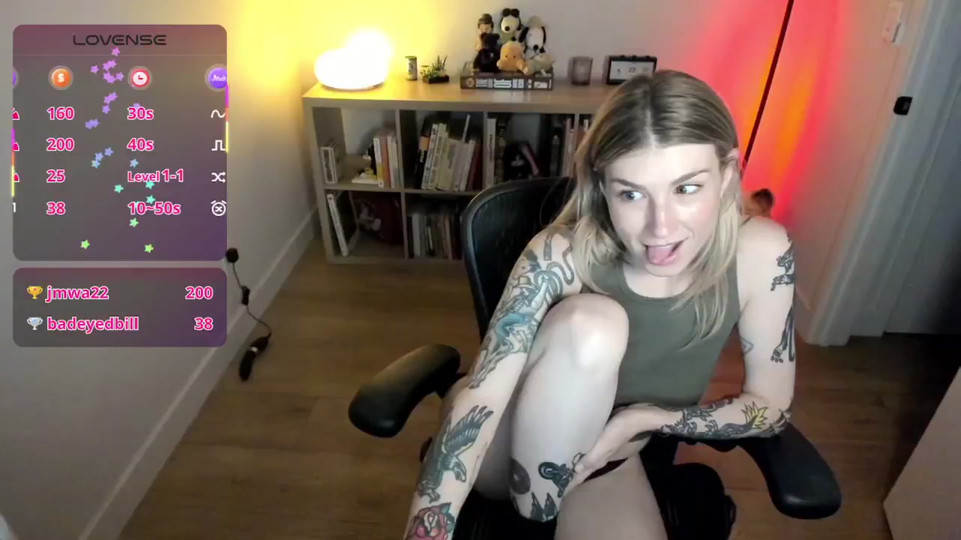 Gallery image thumbnail from stoney_fox's myfreecams stream on, 09/21/2025, 07:27 image 17 of 20