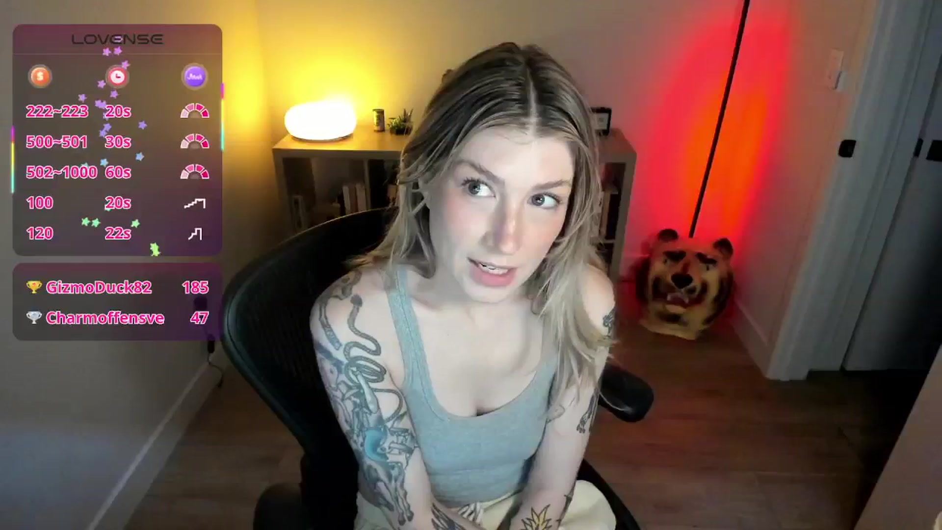 Gallery image thumbnail from stoney_fox's myfreecams stream on, 09/22/2025, 02:22 image 8 of 20
