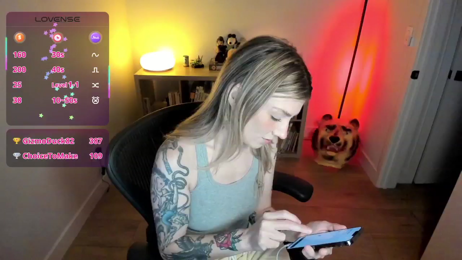Gallery image thumbnail from stoney_fox's myfreecams stream on, 09/22/2025, 02:22 image 15 of 20