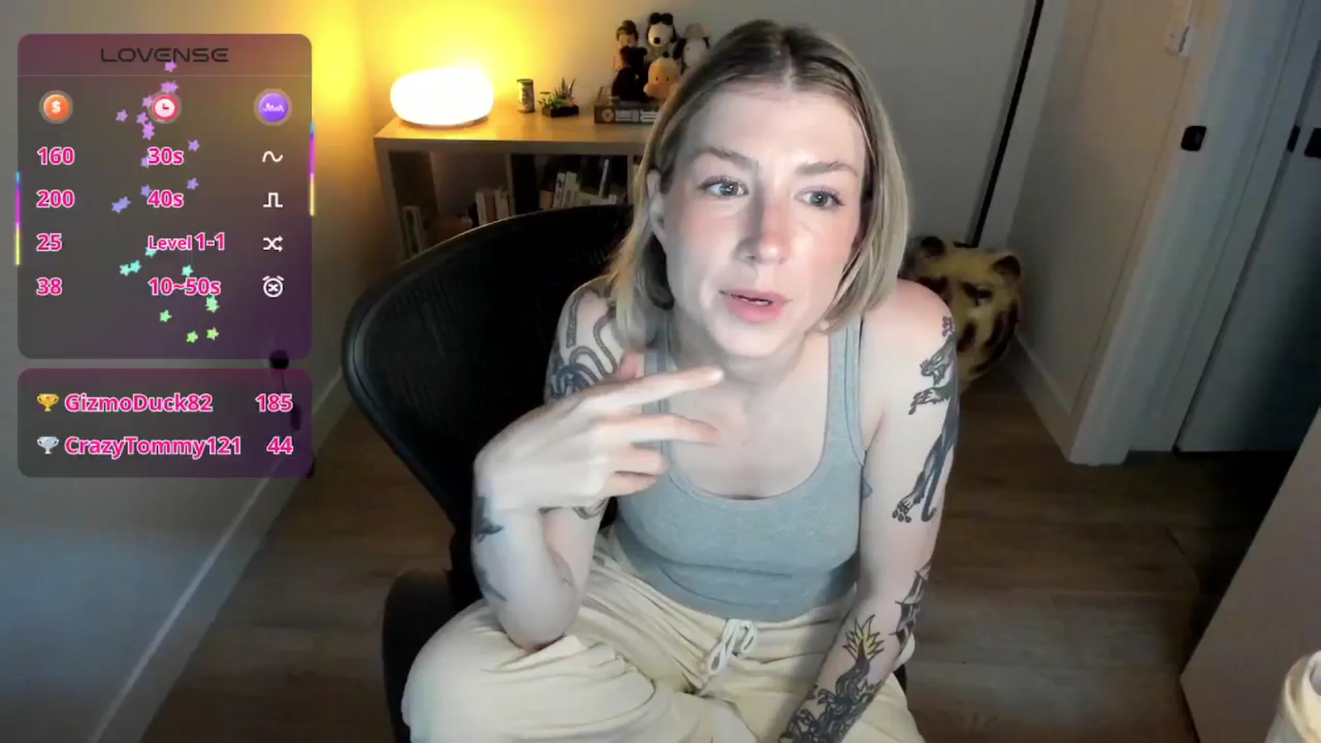 Gallery image thumbnail from stoney_fox's myfreecams stream on, 09/22/2025, 02:22 image 6 of 20