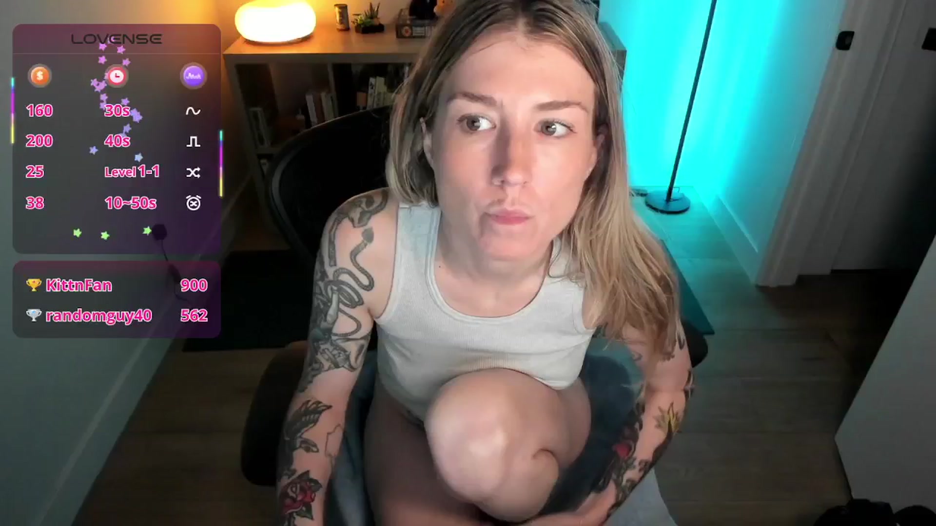 Gallery image thumbnail from stoney_fox's myfreecams stream on, 09/26/2025, 04:55 image 20 of 20