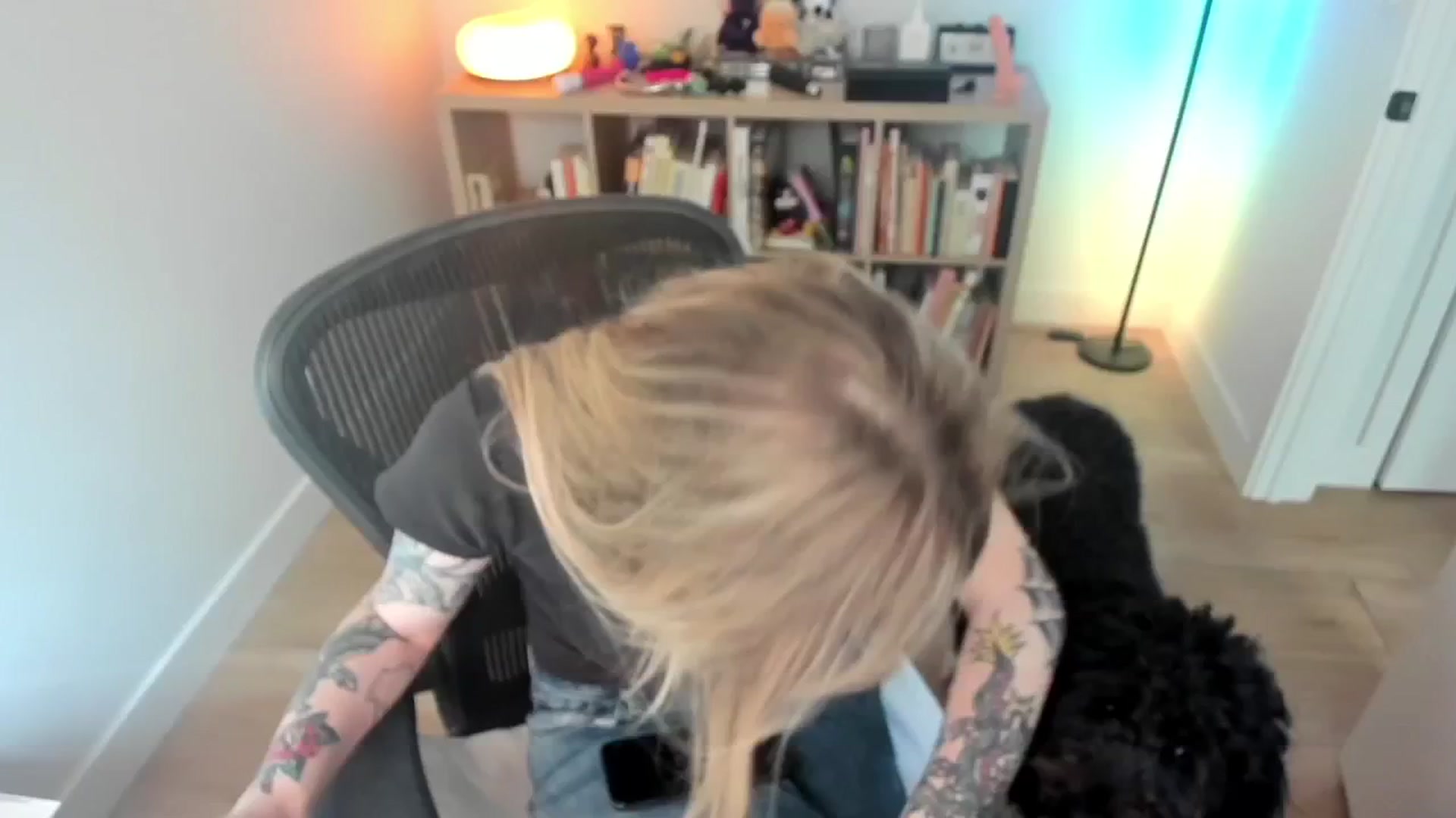 Gallery image thumbnail from stoney_fox's myfreecams stream on, 09/29/2025, 22:02 image 3 of 20