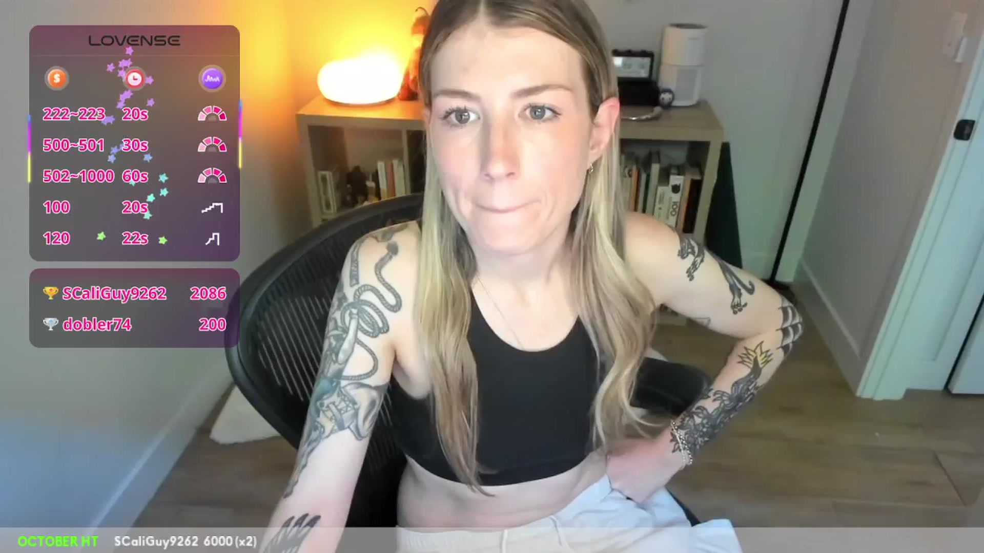 Gallery image thumbnail from stoney_fox's myfreecams stream on, 10/16/2025, 19:20 image 17 of 20