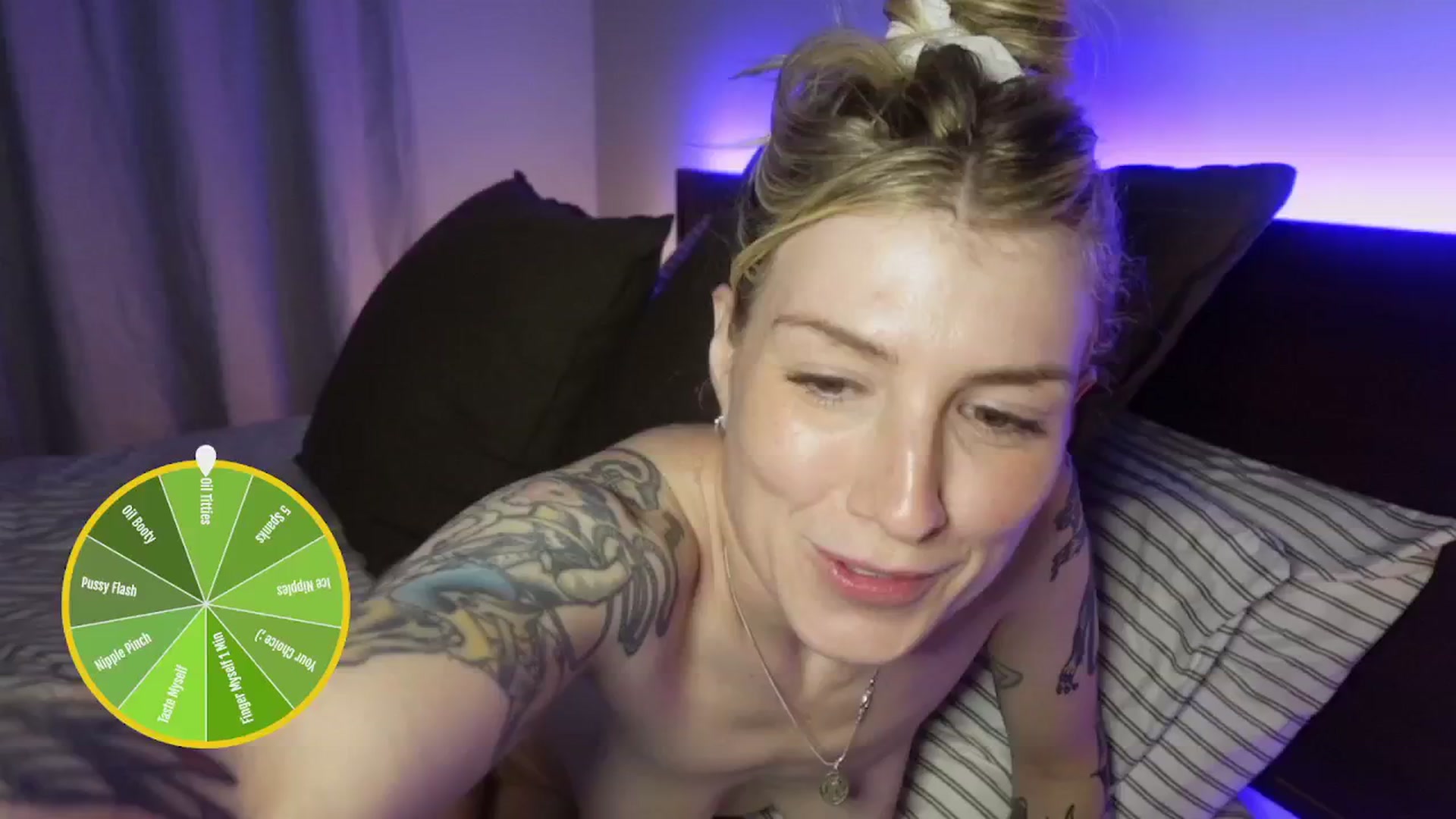 Gallery image thumbnail from stoney_fox's myfreecams stream on, 10/24/2025, 06:07 image 13 of 20