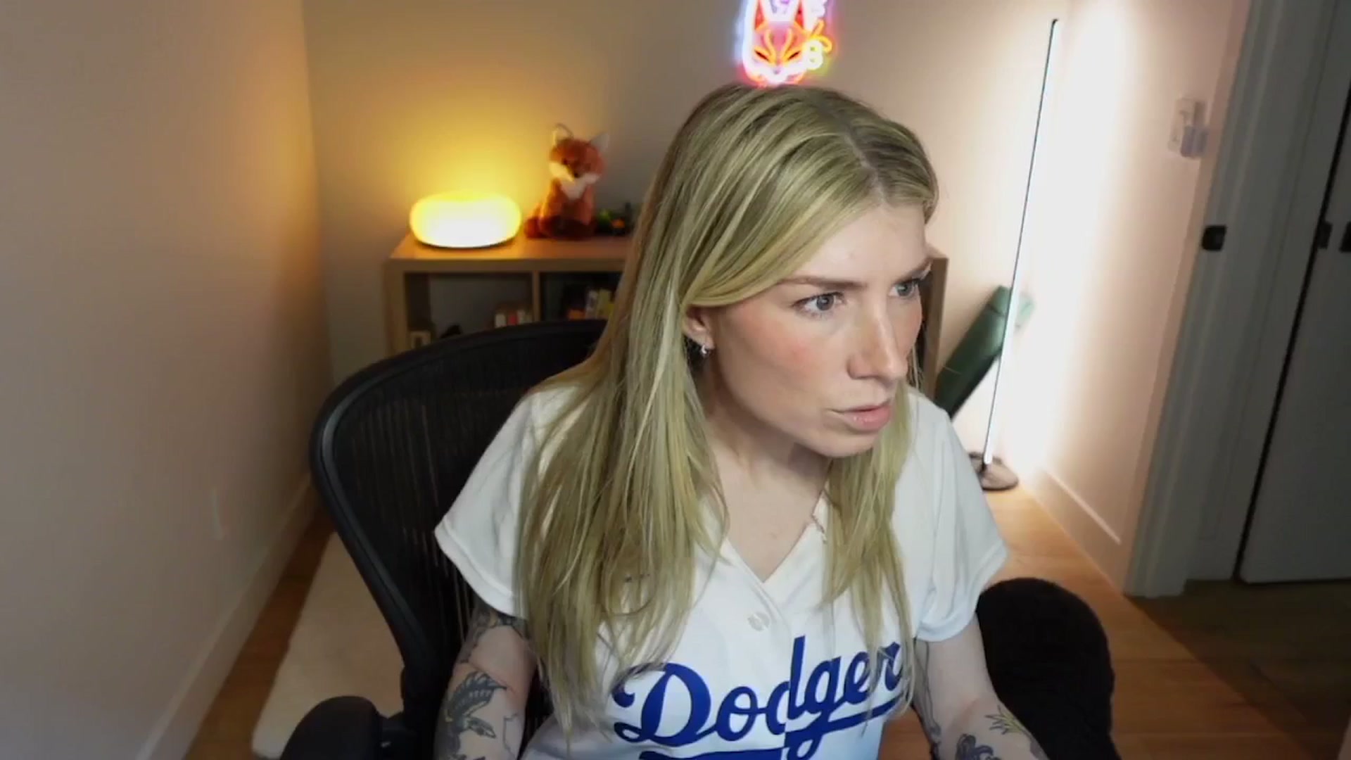 Gallery image thumbnail from stoney_fox's myfreecams stream on, 10/24/2025, 23:56 image 18 of 20
