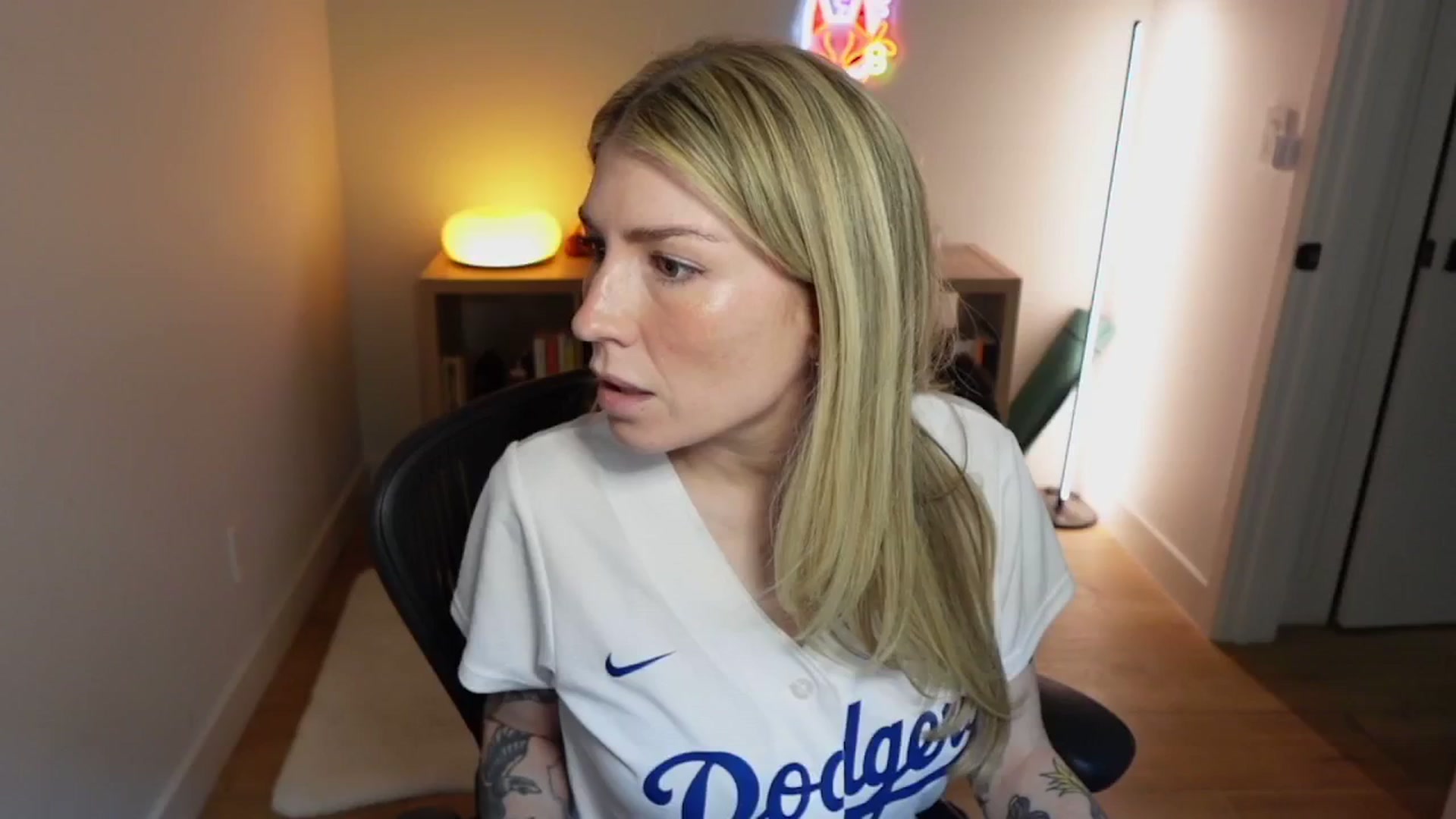 Gallery image thumbnail from stoney_fox's myfreecams stream on, 10/24/2025, 23:56 image 20 of 20