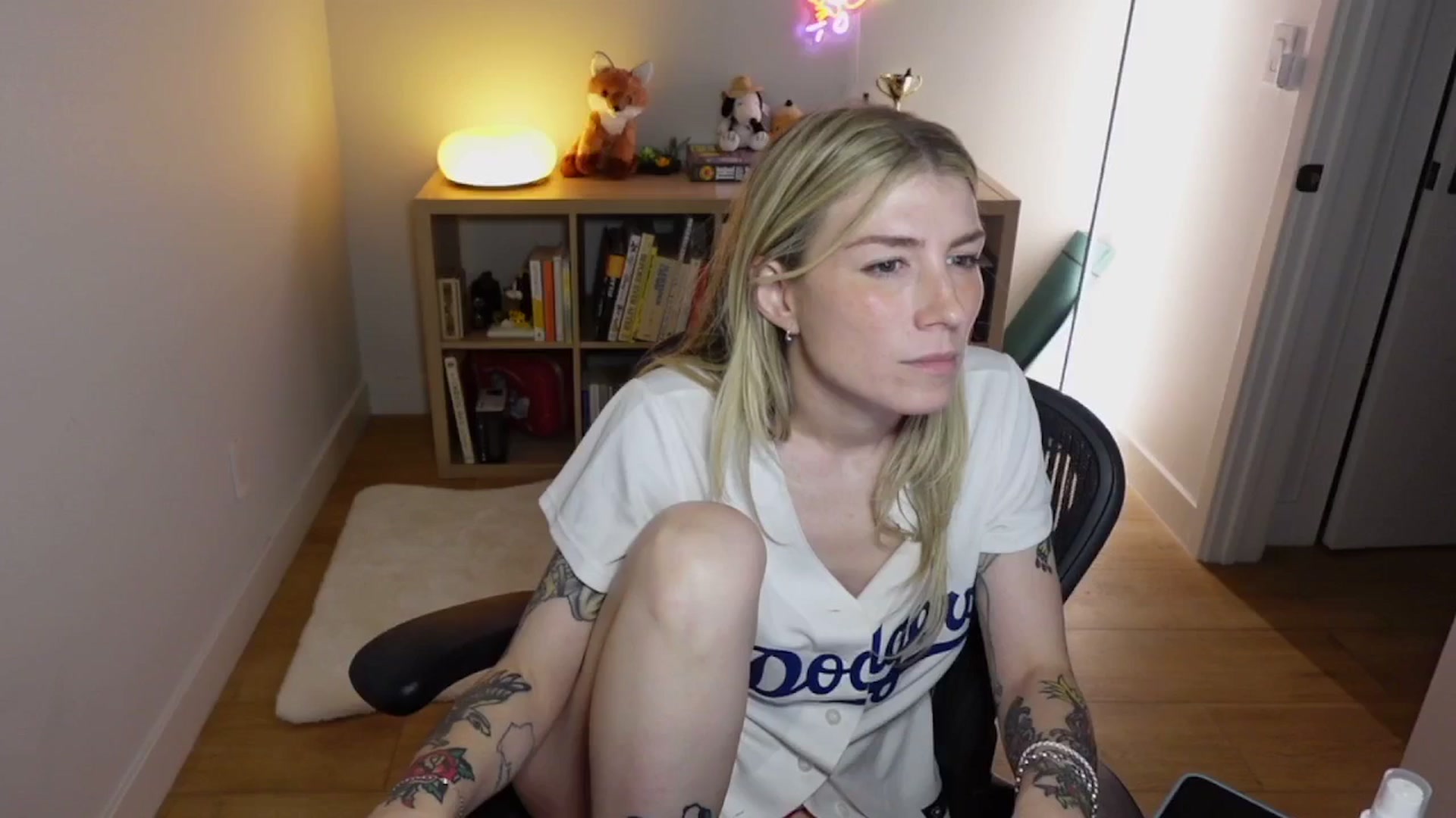 Gallery image thumbnail from stoney_fox's myfreecams stream on, 10/25/2025, 05:02 image 18 of 20