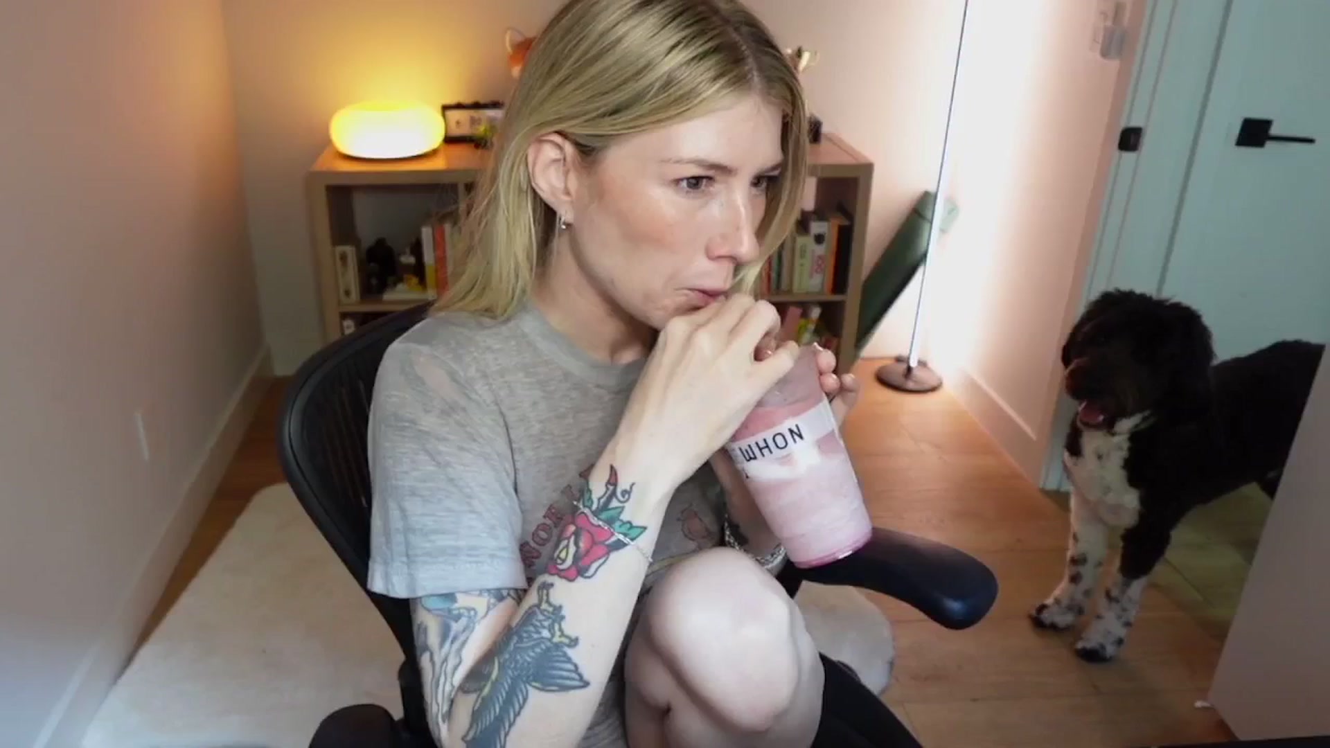Gallery image thumbnail from stoney_fox's myfreecams stream on, 10/26/2025, 20:58 image 18 of 20
